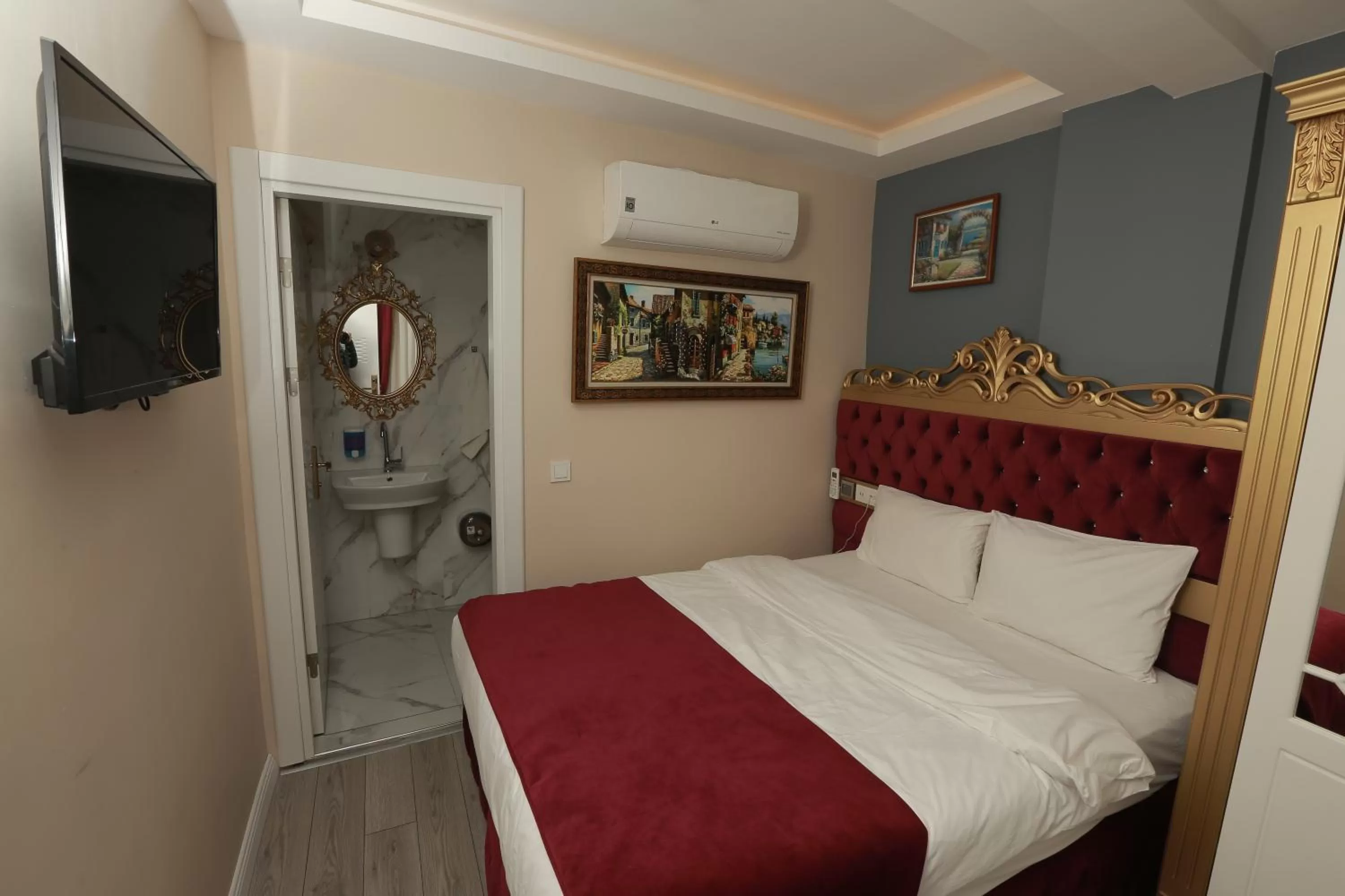 Other, Bed in Constantinopolis Hotel