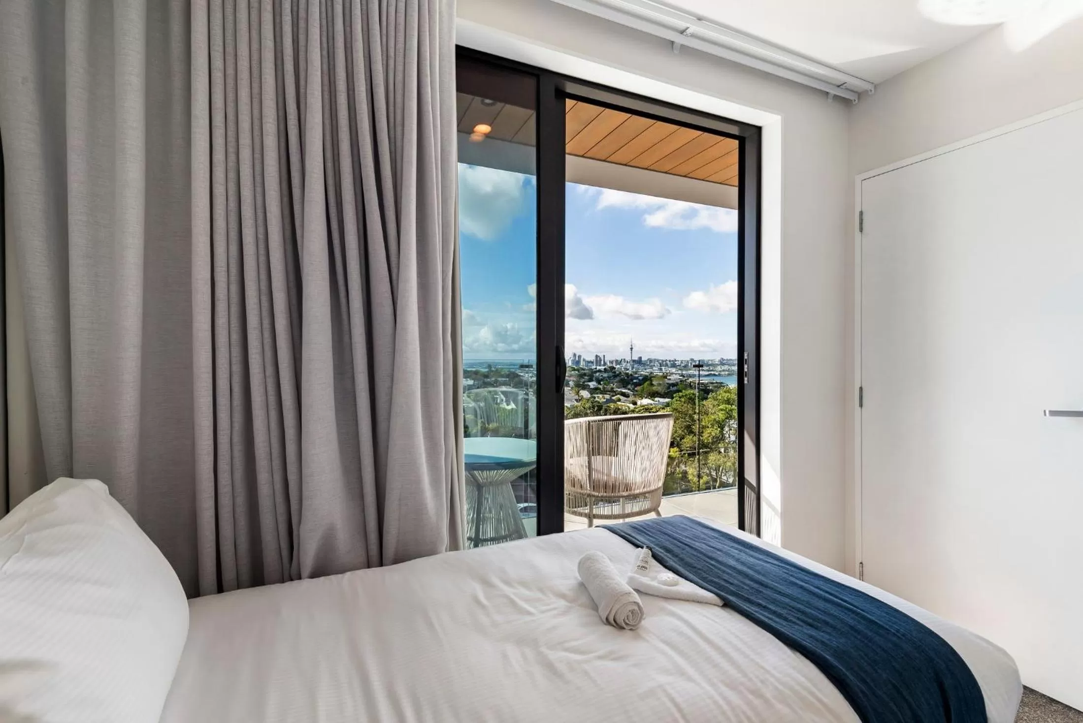 Bedroom, Bed in FERNZ Motel & Apartments Birkenhead