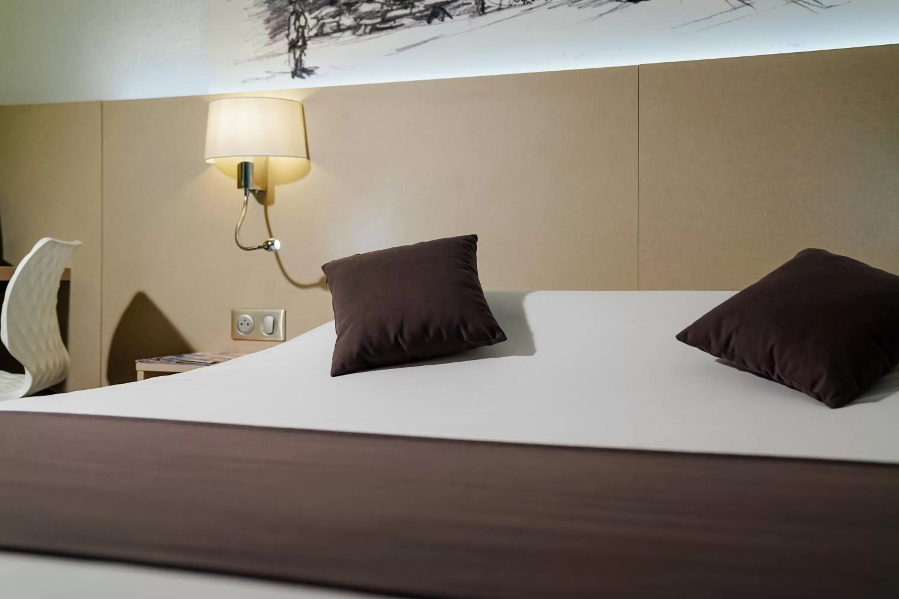 Staff, Bed in Kyriad Lille - Roncq