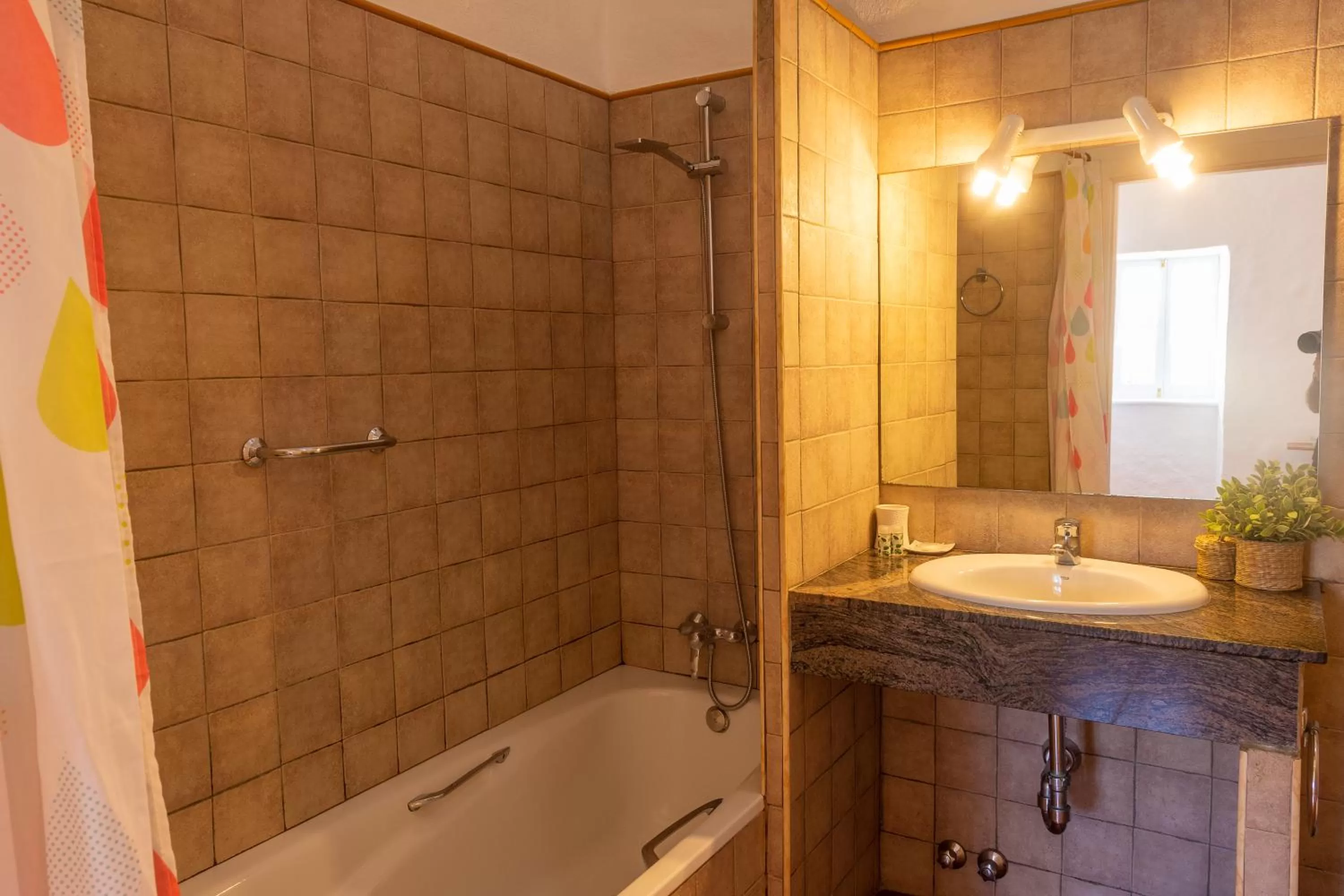 Bathroom in Agroturismo Binissafullet Vell