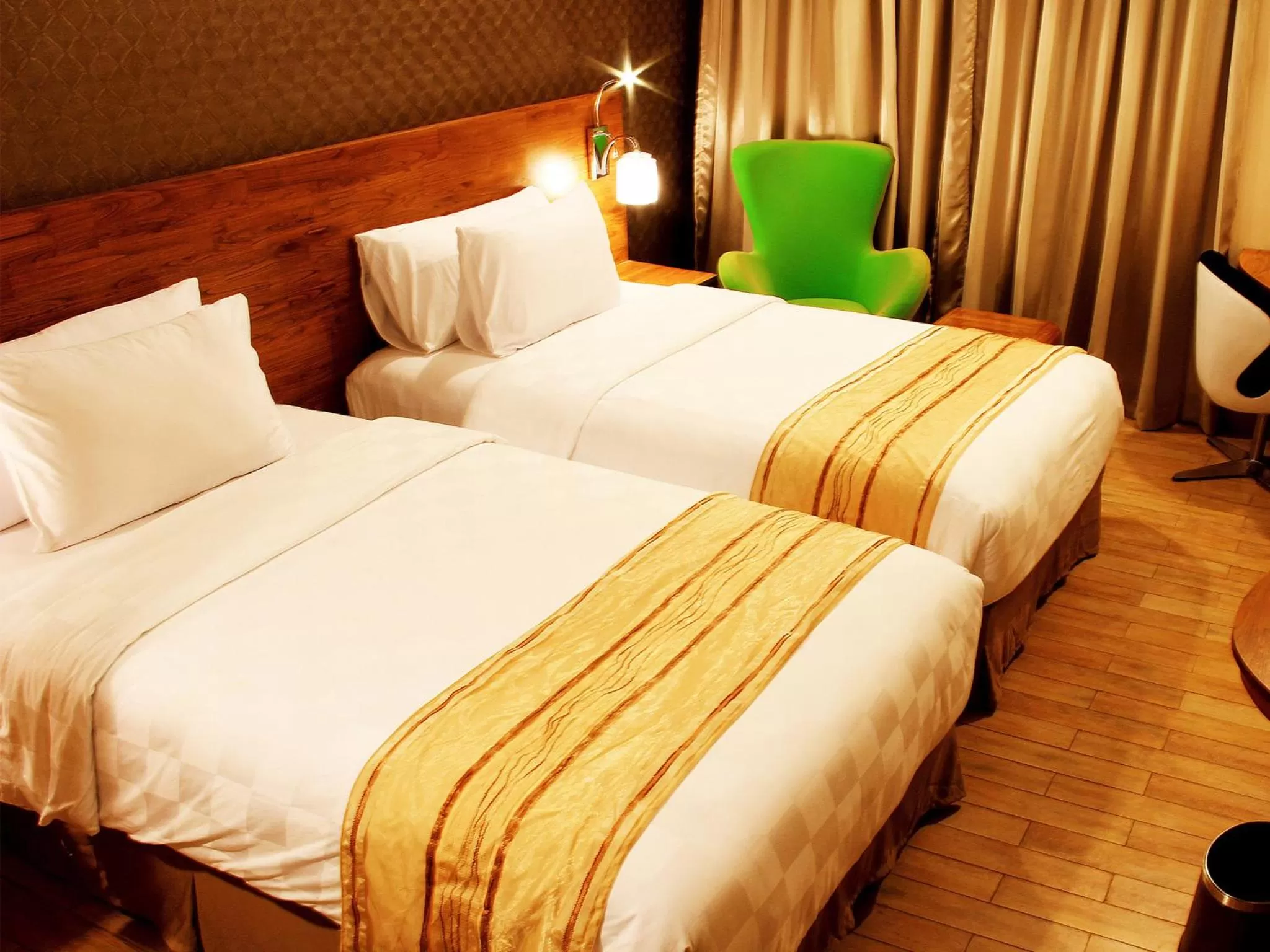 Bed in Hariston Hotel & Suites, Pluit - Jakarta
