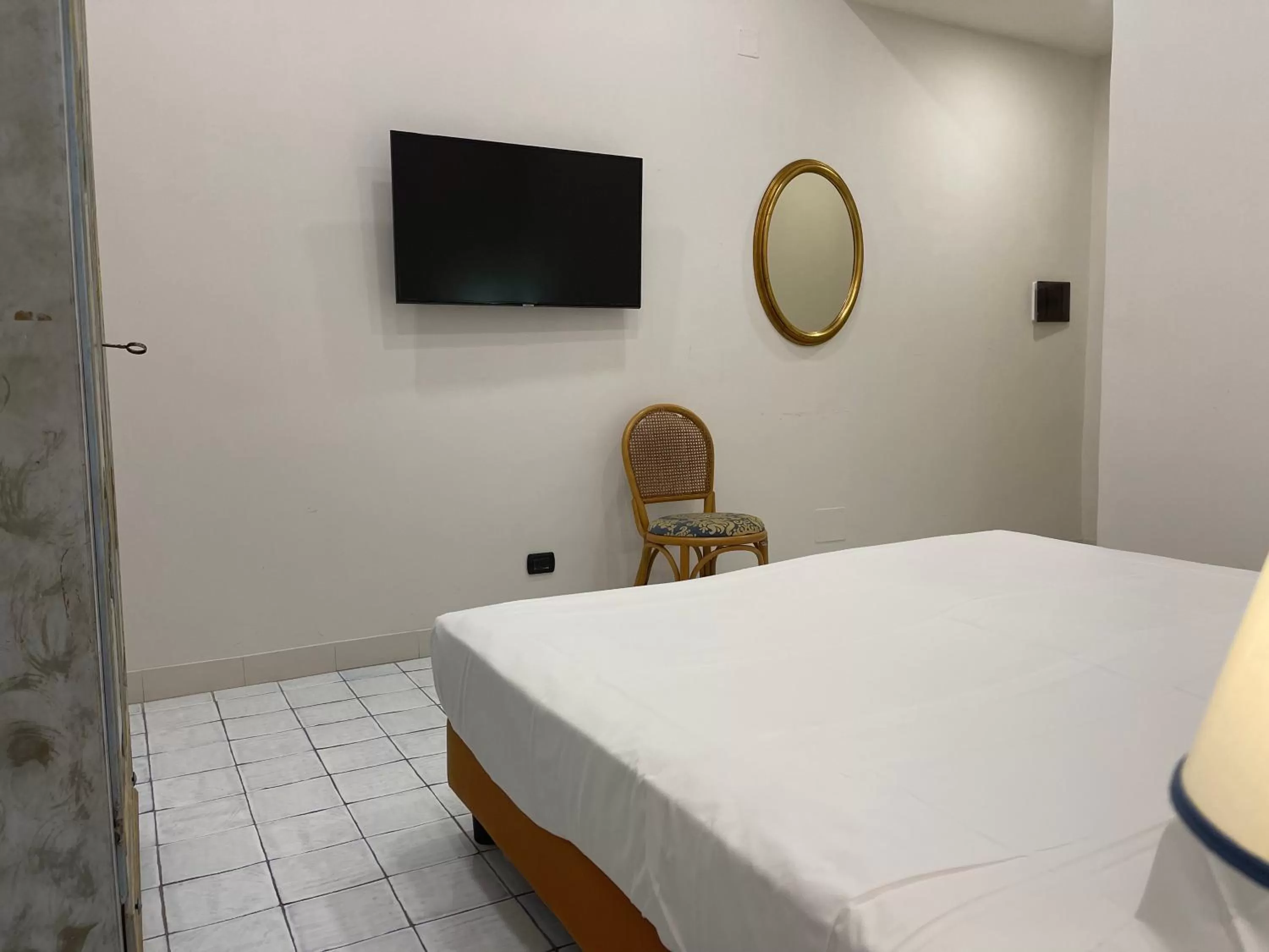 Bedroom, Bed in Jazz Hotel