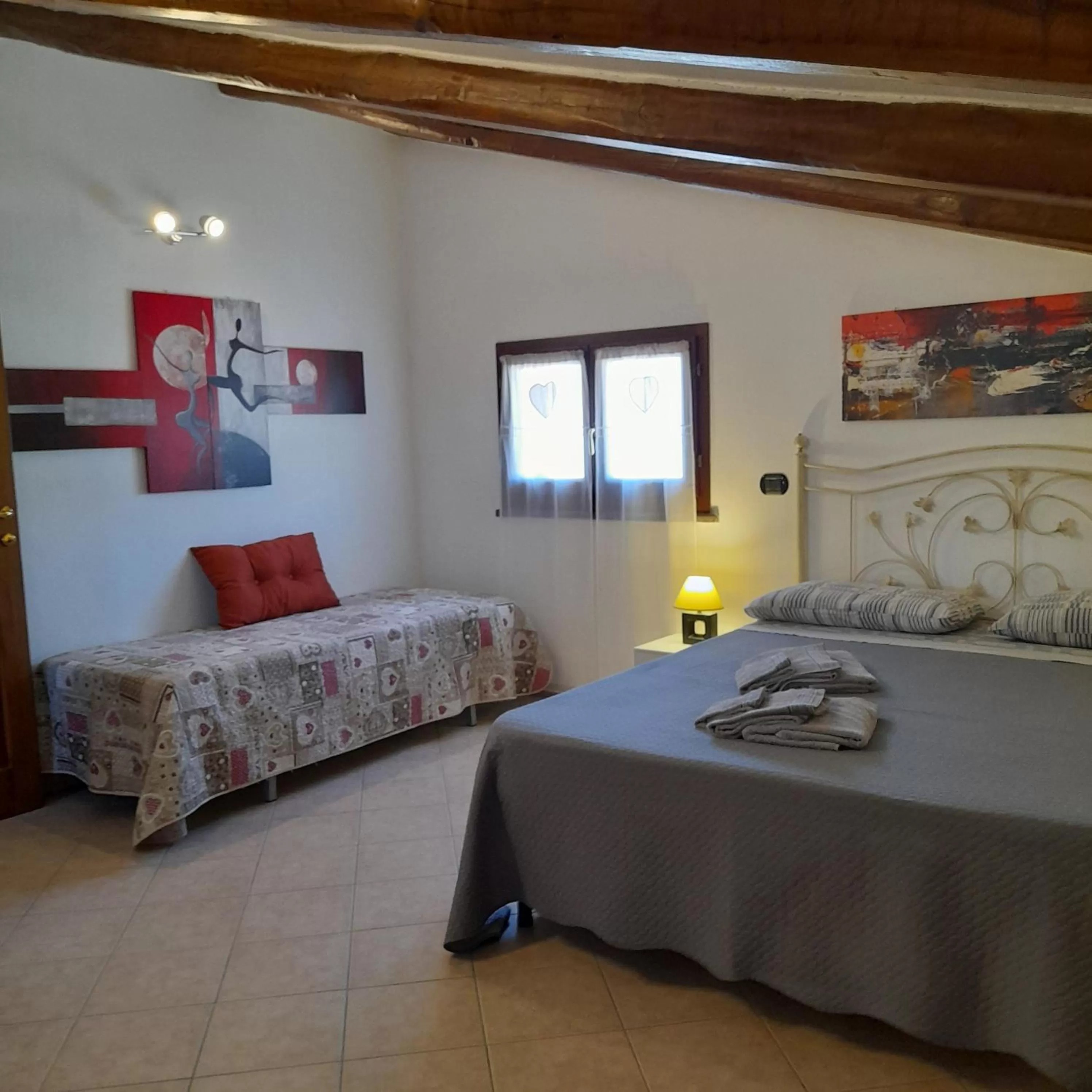 Bedroom, Bed in La Fortezza casa vacanze & appartament