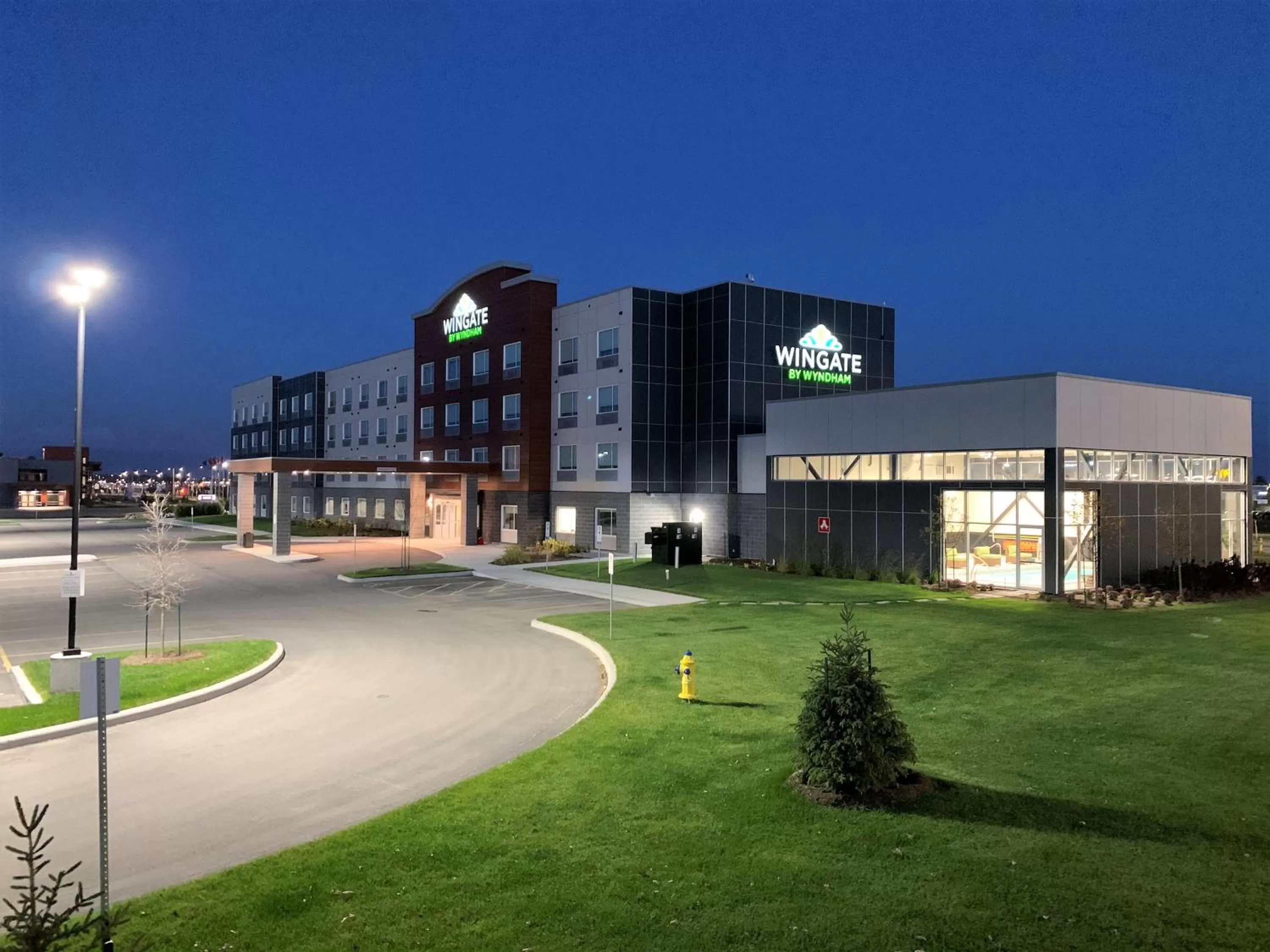 Facade/entrance in Wingate by Wyndham Kanata West Ottawa