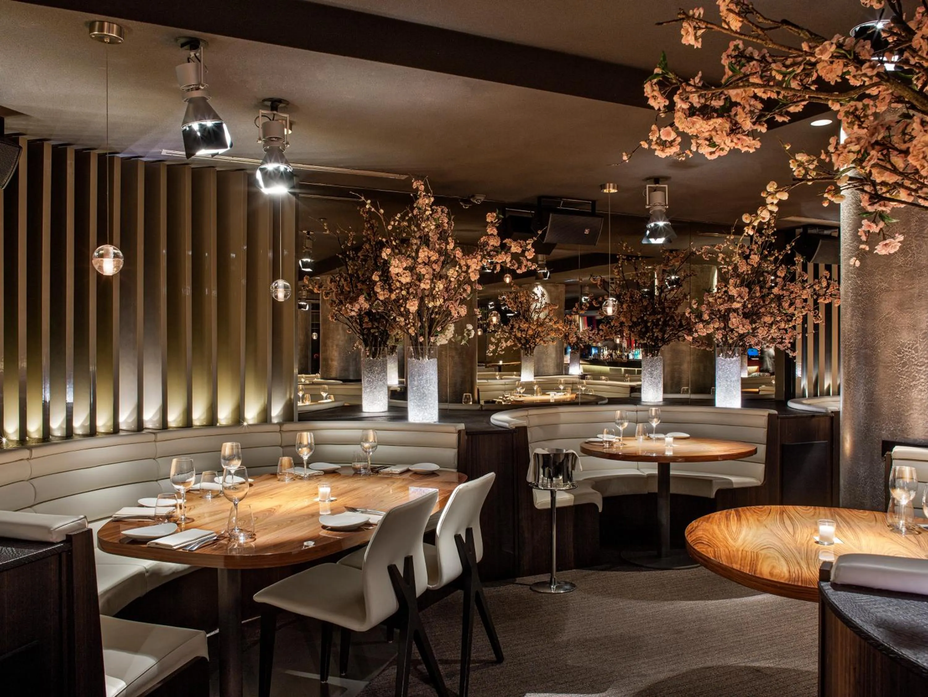 Restaurant/places to eat in ME Milan Il Duca