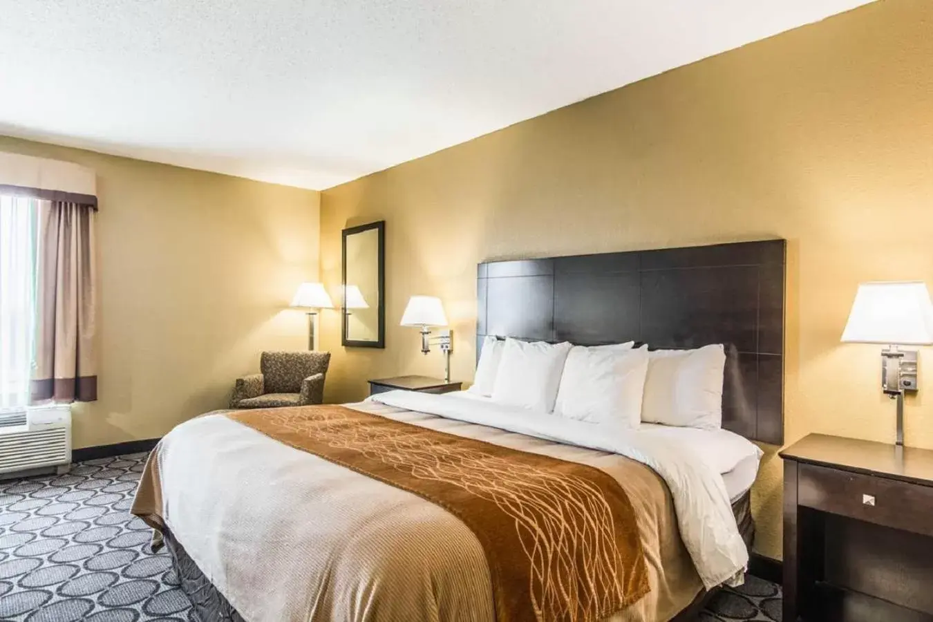 King Room in Comfort Inn Airport Turfway Road King Room in Comfort Inn Airport Turfway Road