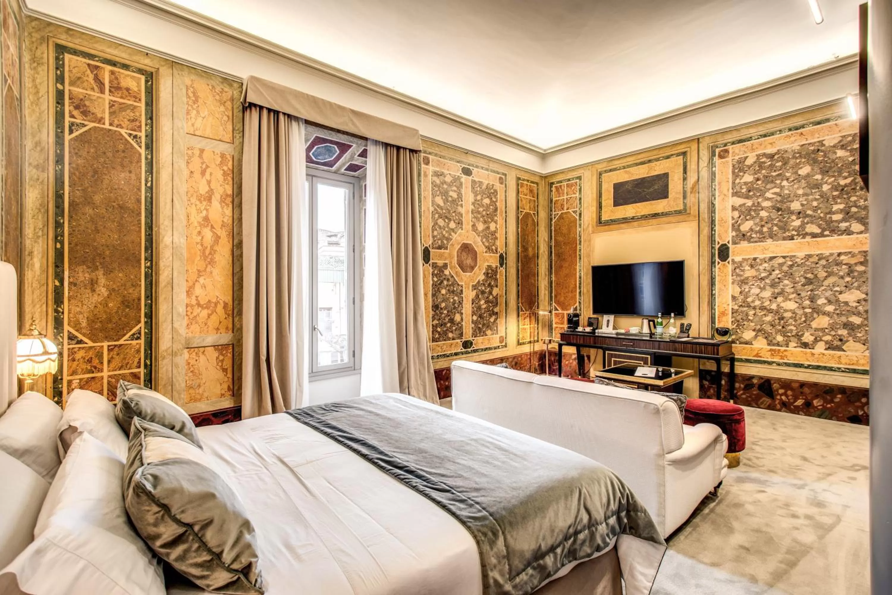 Bed in Martius Private Suites Hotel