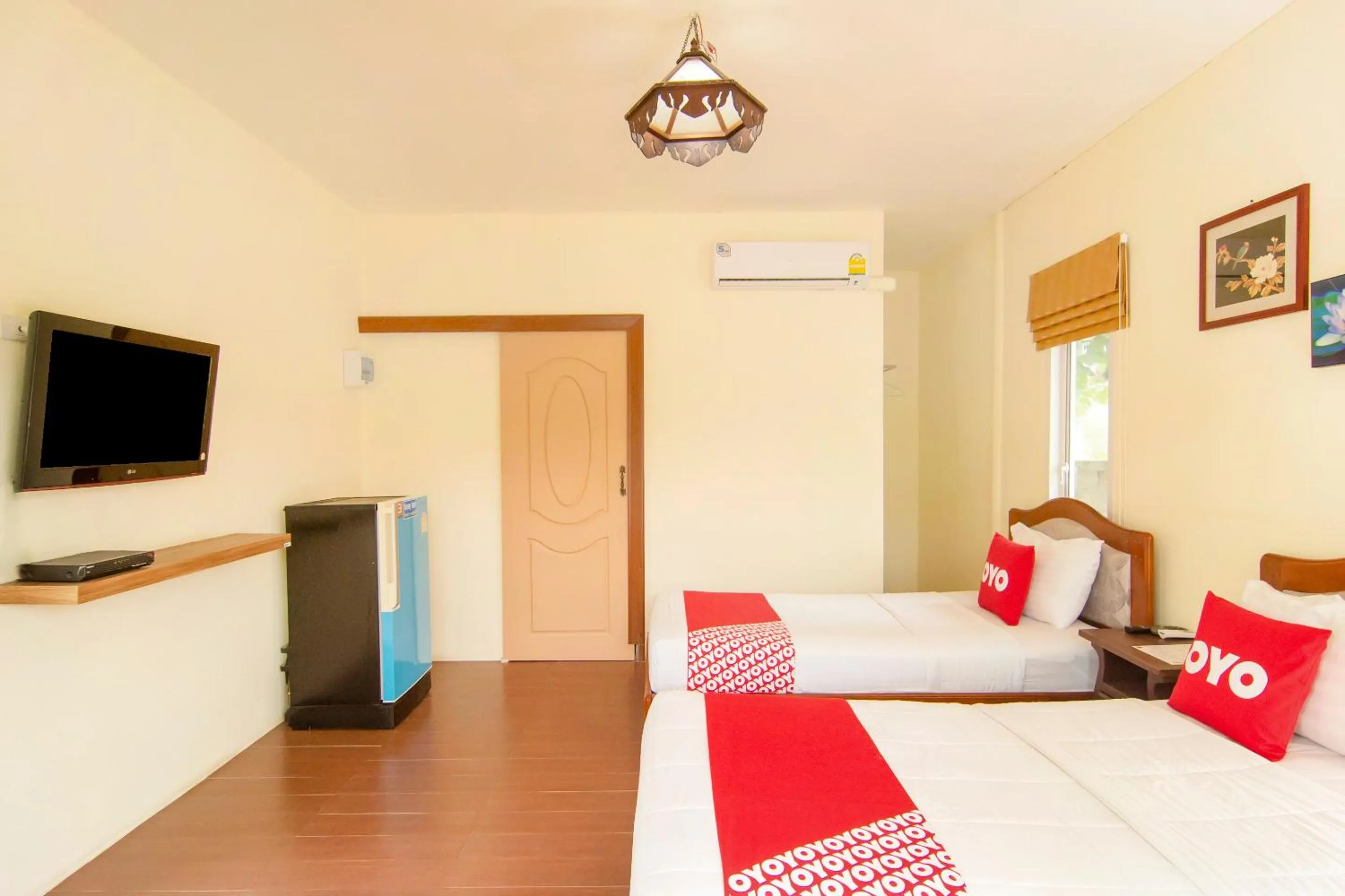 Bedroom, Bed in OYO 607 Nawang Resort