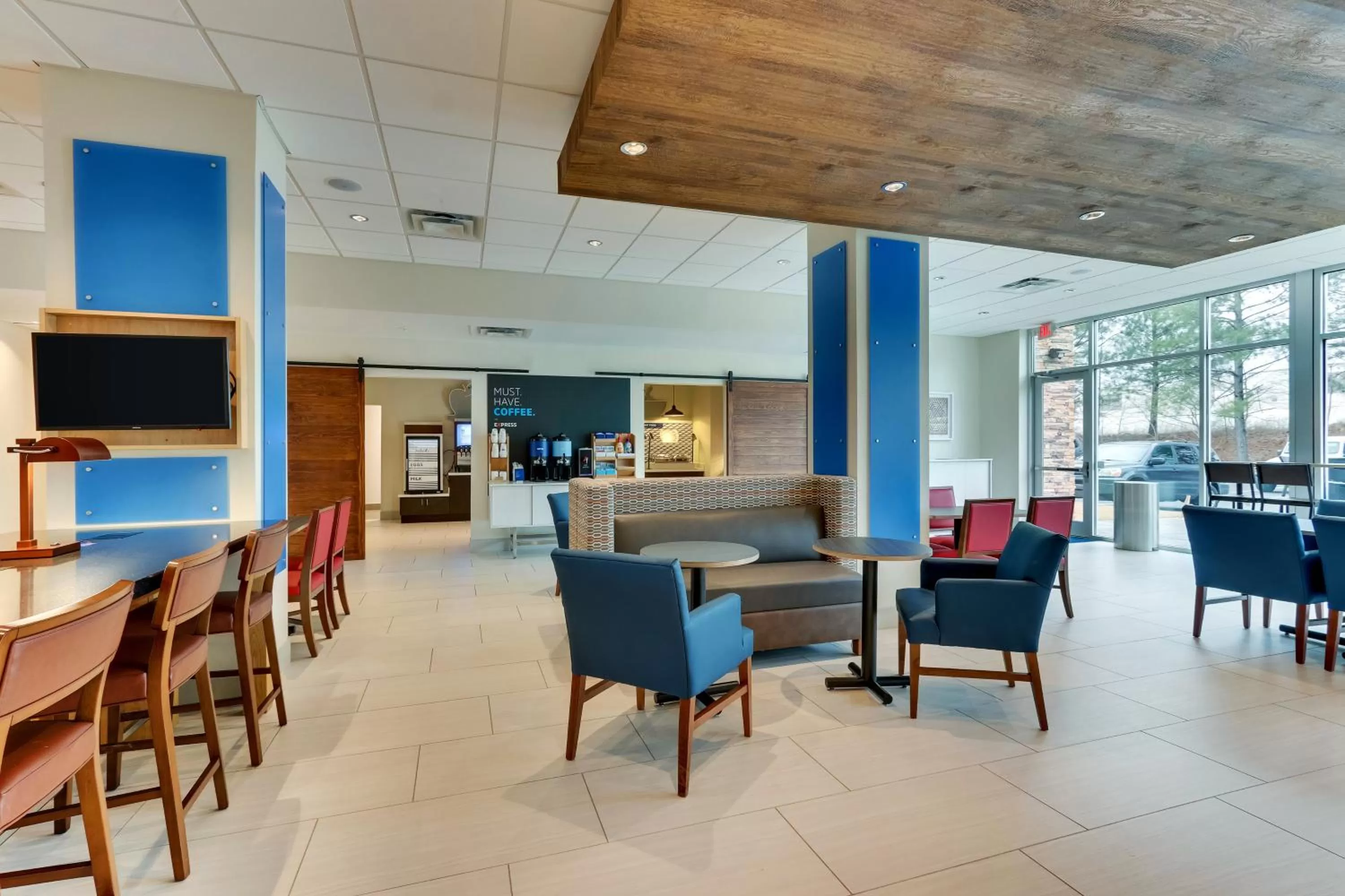 Breakfast in Holiday Inn Express & Suites - Dawsonville by IHG