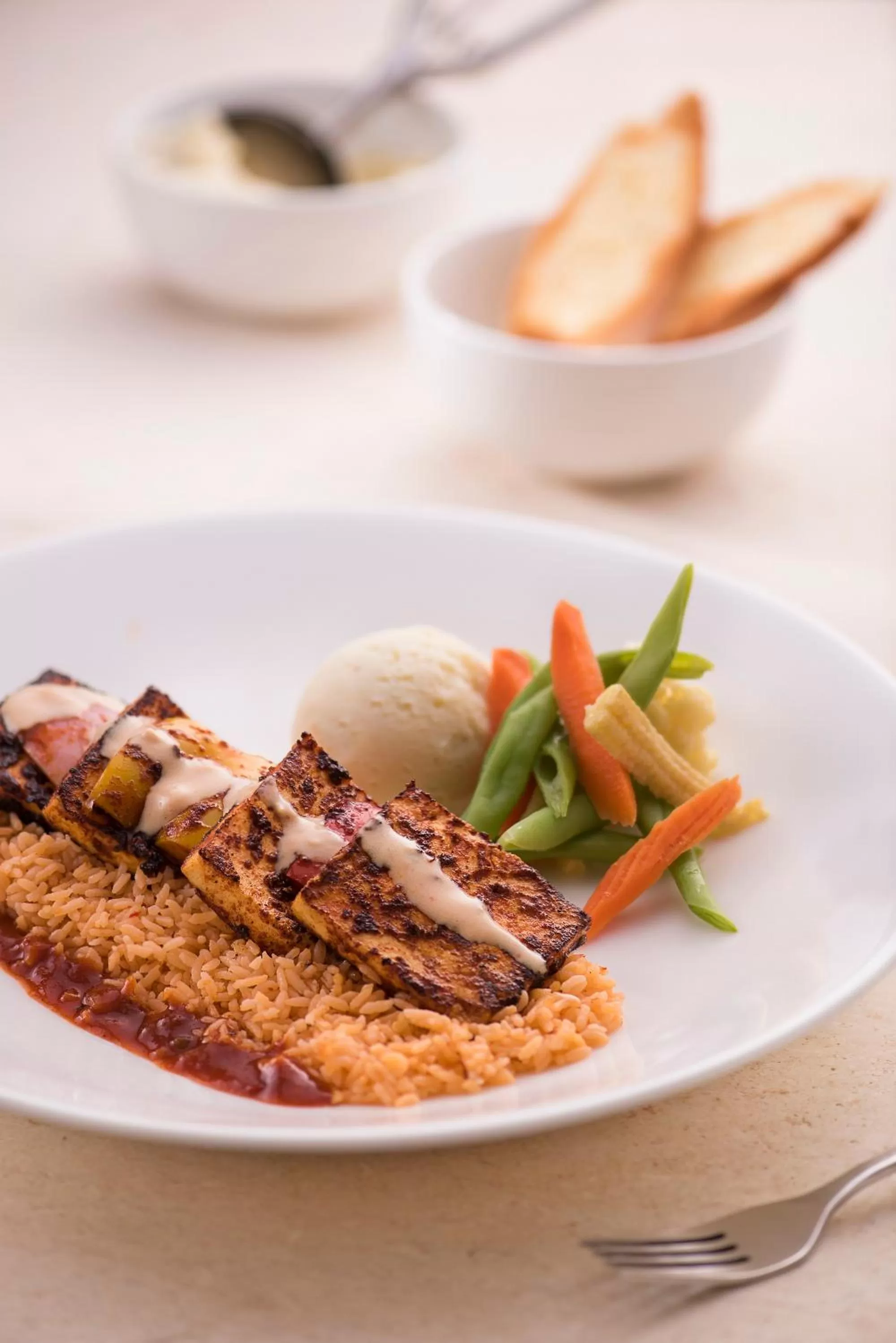 Food in White Lotus Hotel