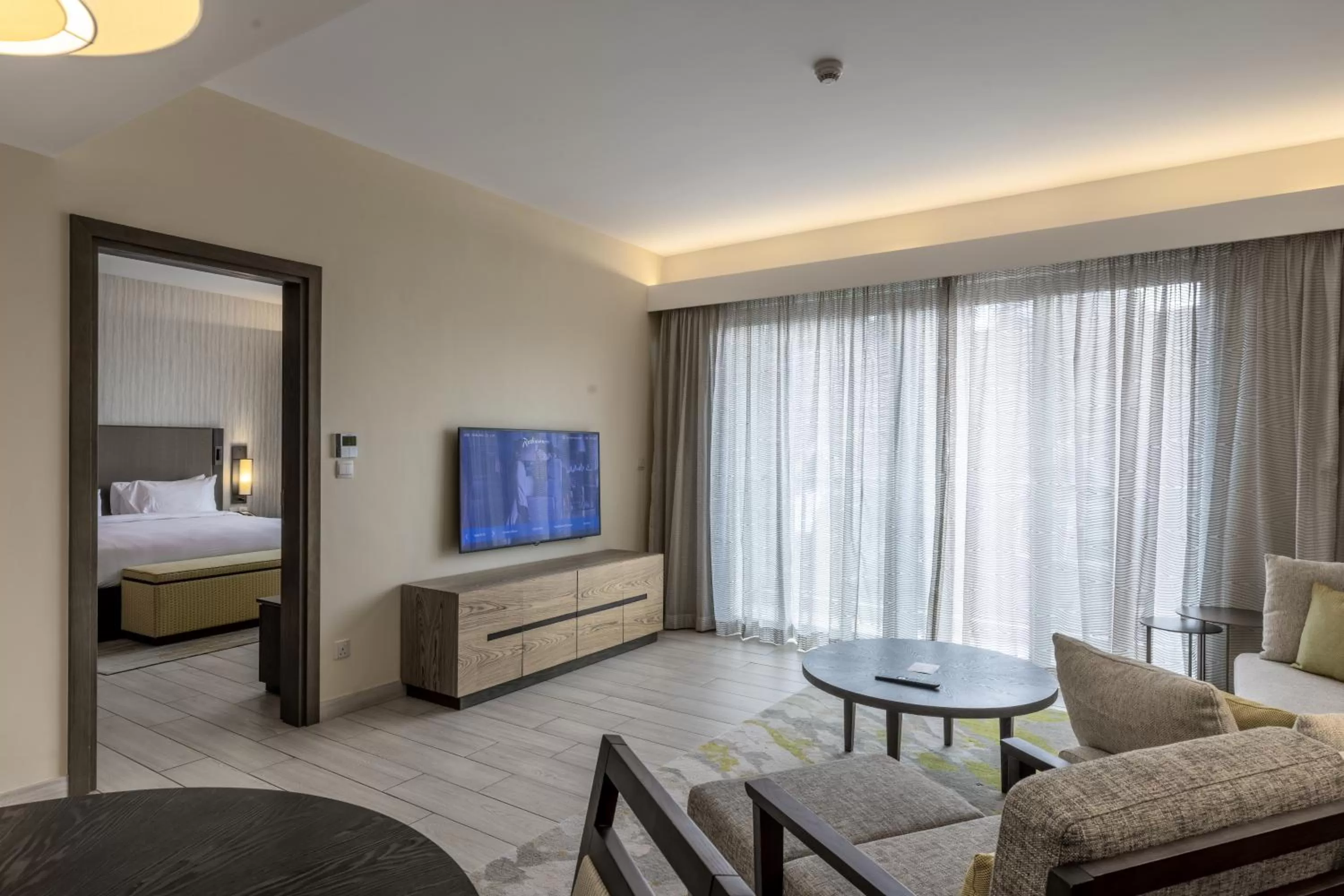 Living room, Bed in Radisson Blu Hotel & Residence Nairobi Arboretum