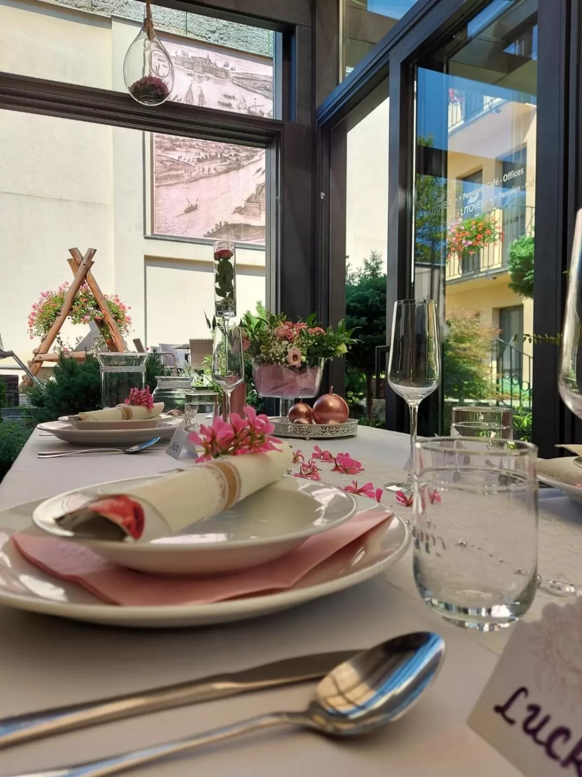 Banquet/Function facilities, Restaurant/Places to Eat in Hotel Litovel