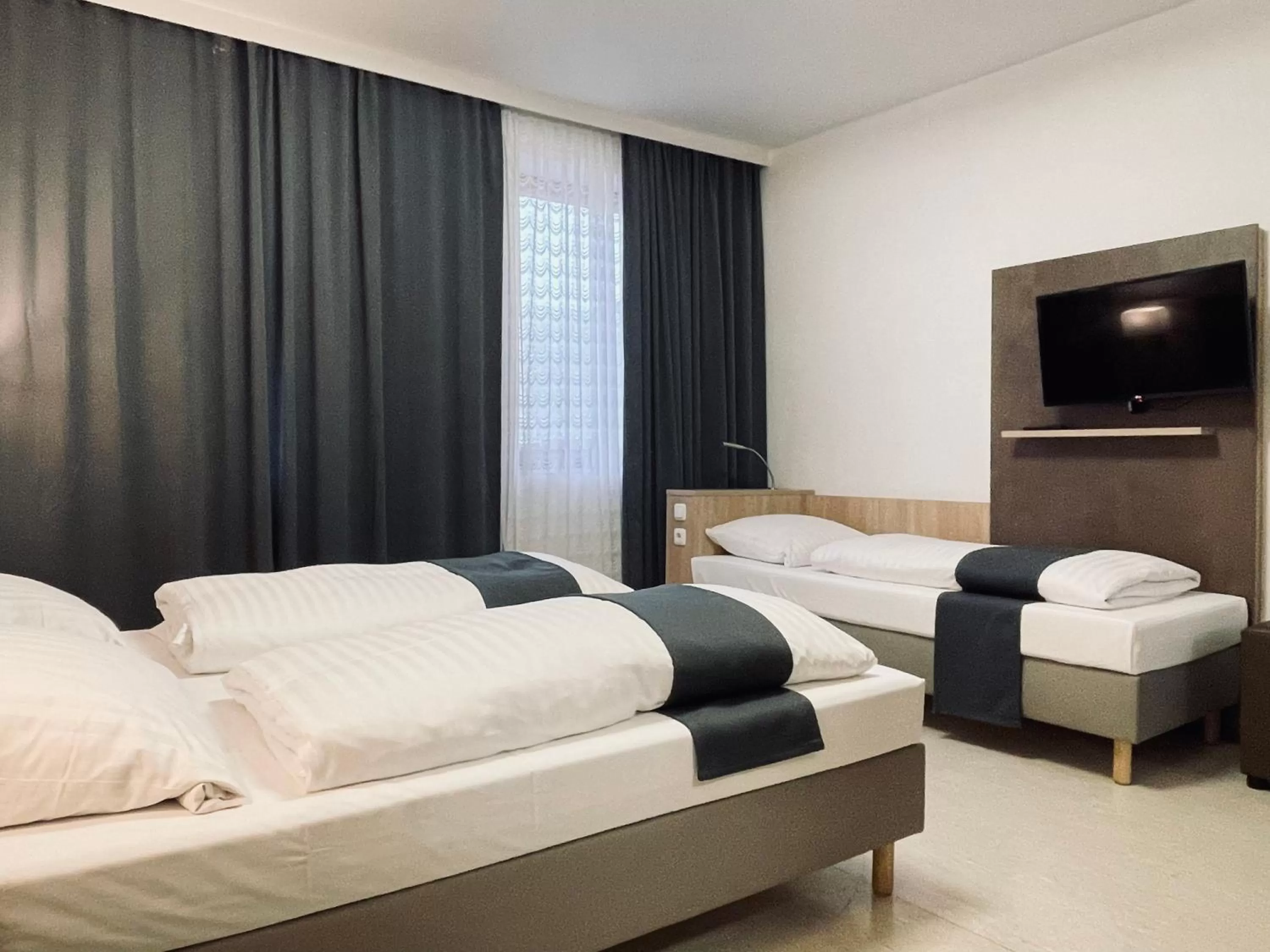 Bedroom, Bed in Hana Aparthotel