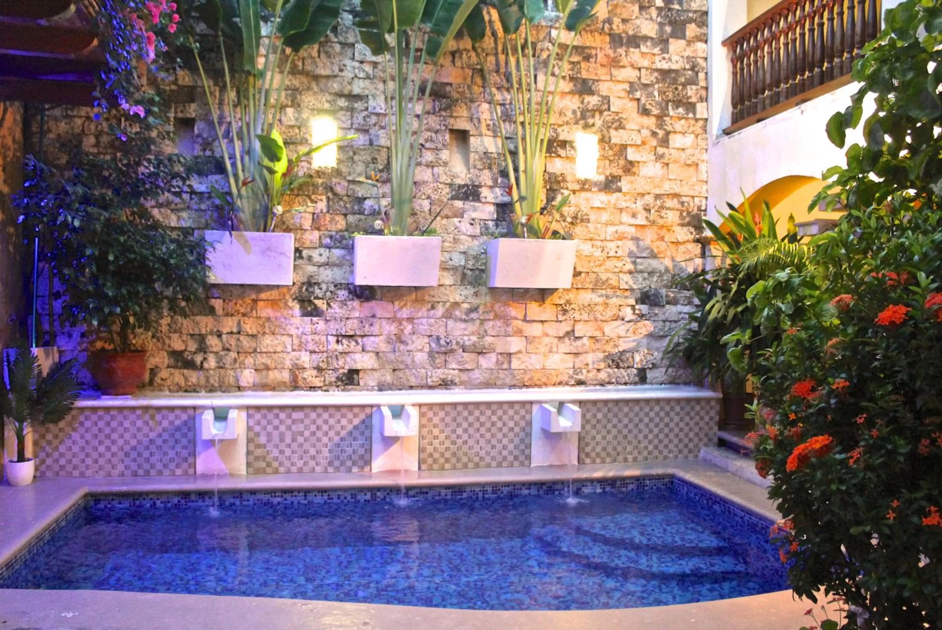 Patio, Swimming Pool in Hotel Casa Gloria Boutique