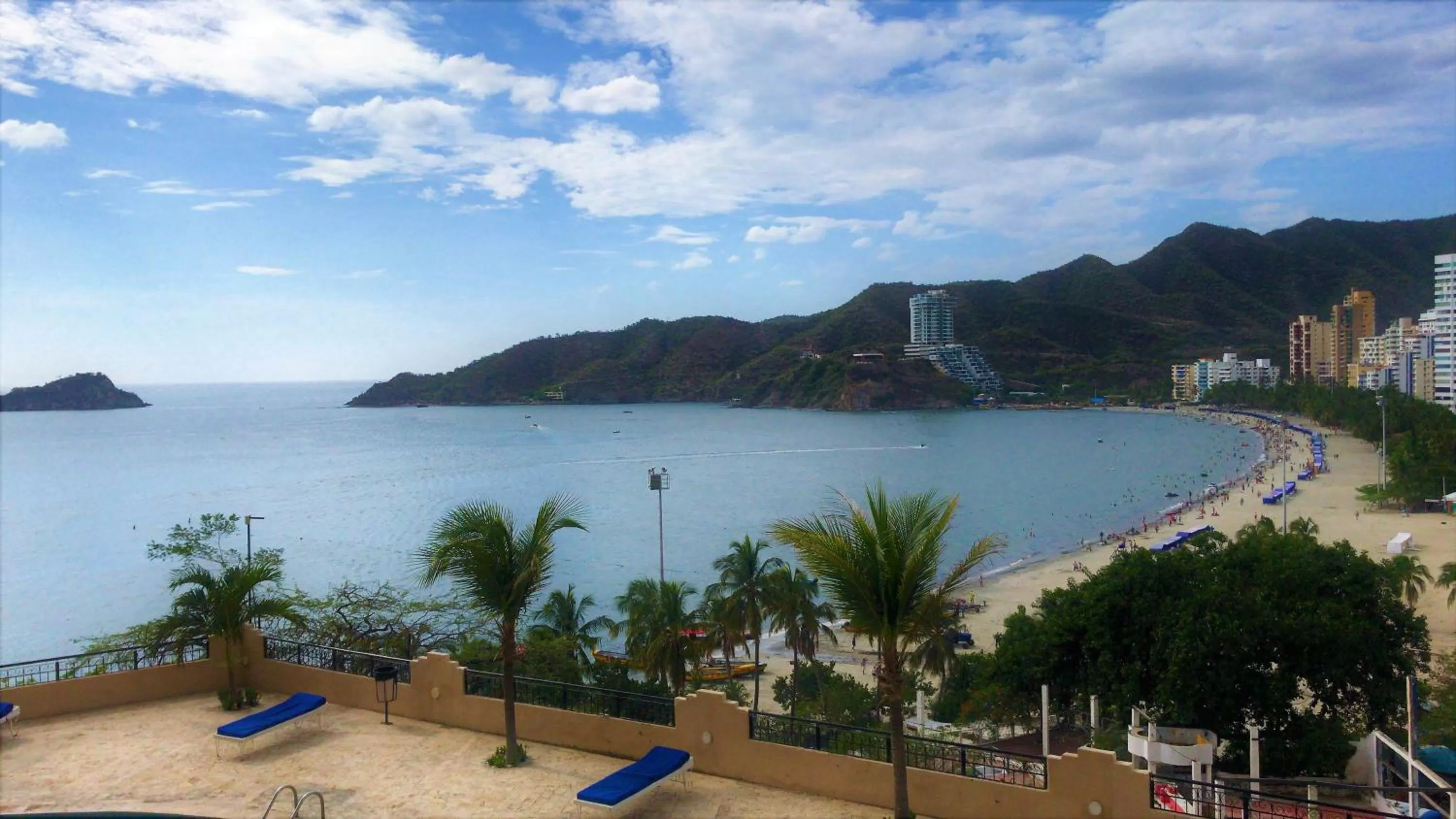 Sea view in Edificio El Peñon del Rodadero Apartamento Playa Rodadero