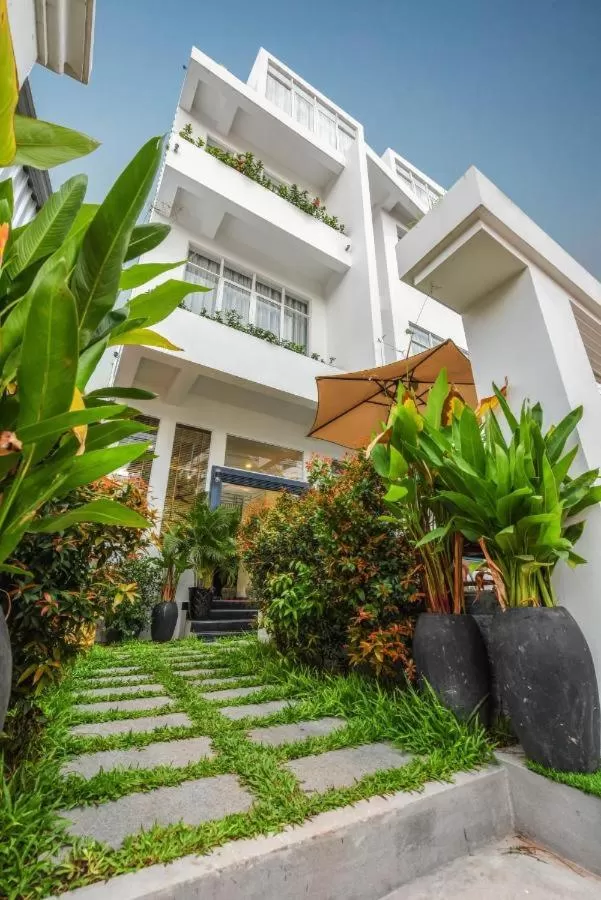 Facade/entrance in Flex Urban Family Villa Hotel