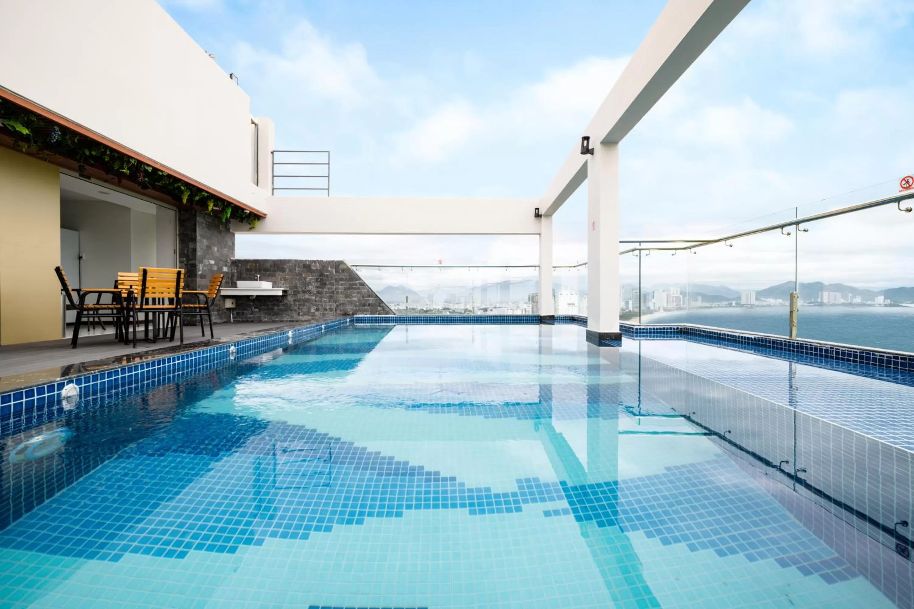 Swimming pool in Imperial Nha Trang