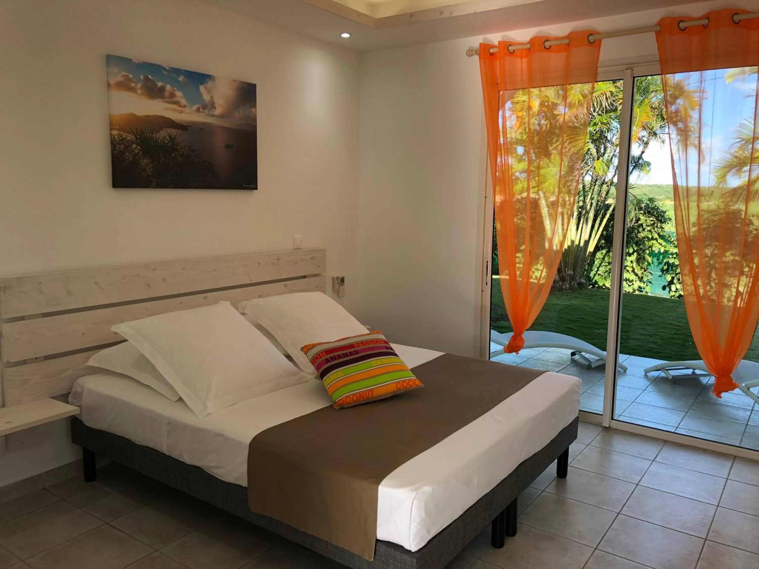 Bed in Hôtel La Christophine