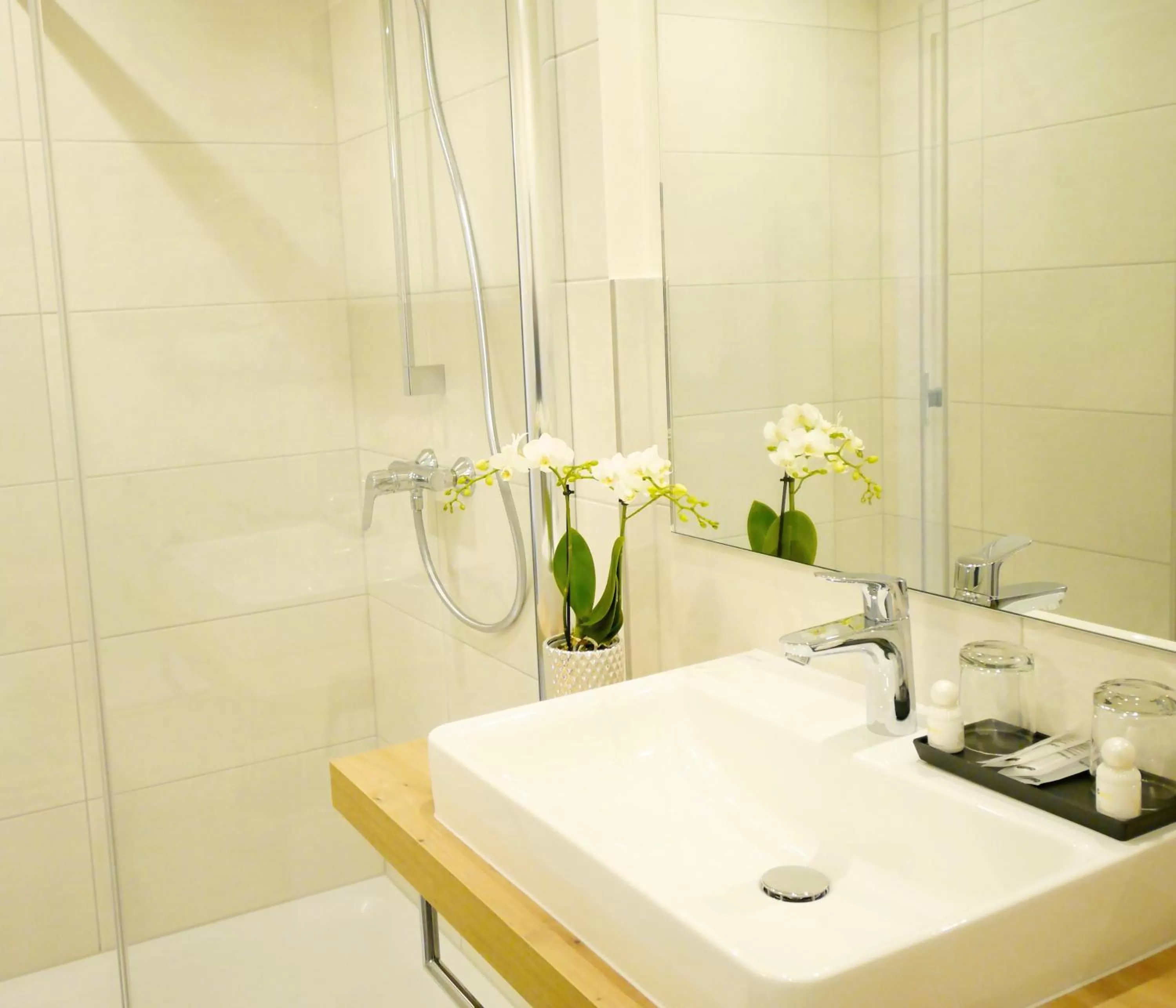 Bathroom in Berghotel Zollersteighof