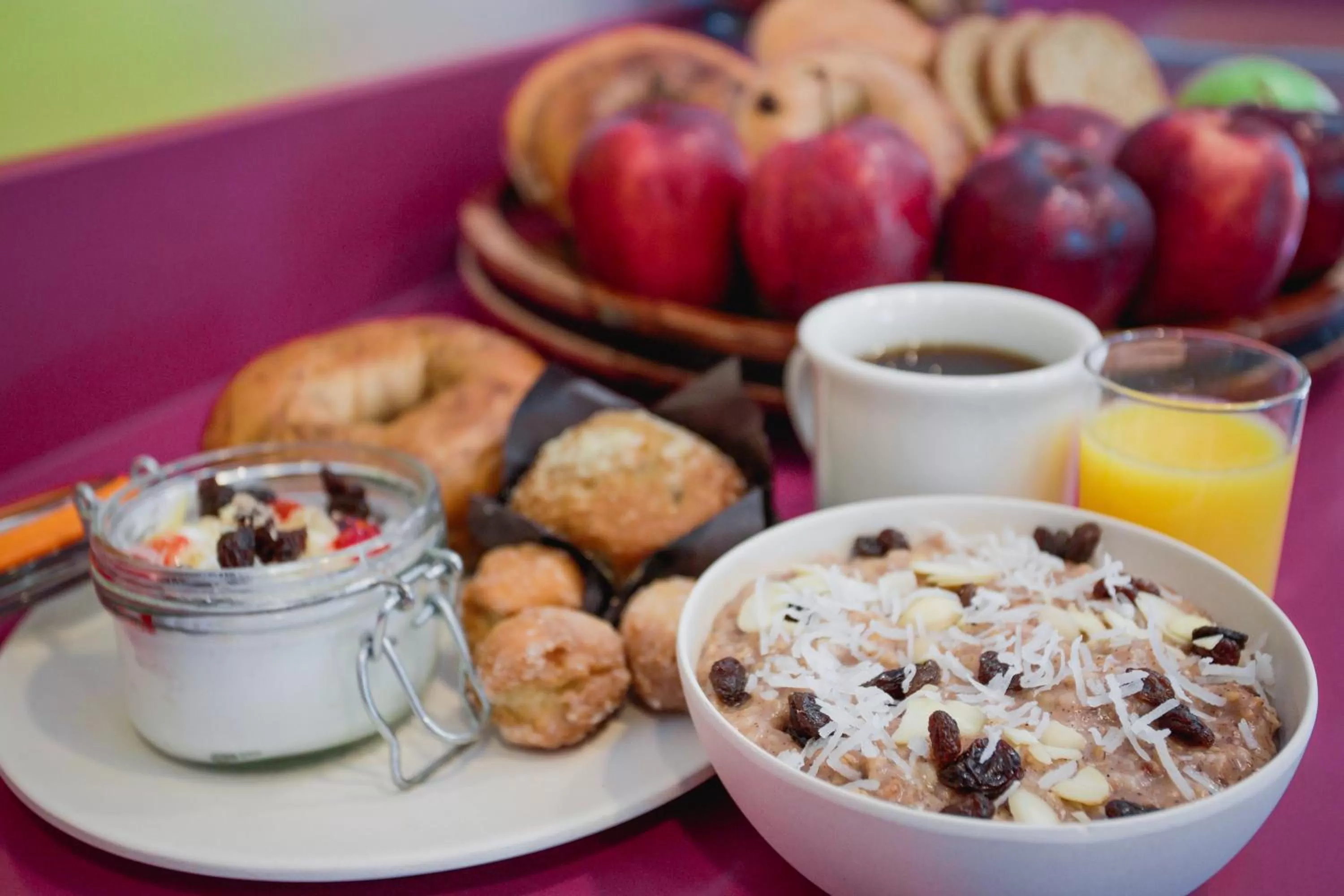 Food and drinks in Menlo Park Inn