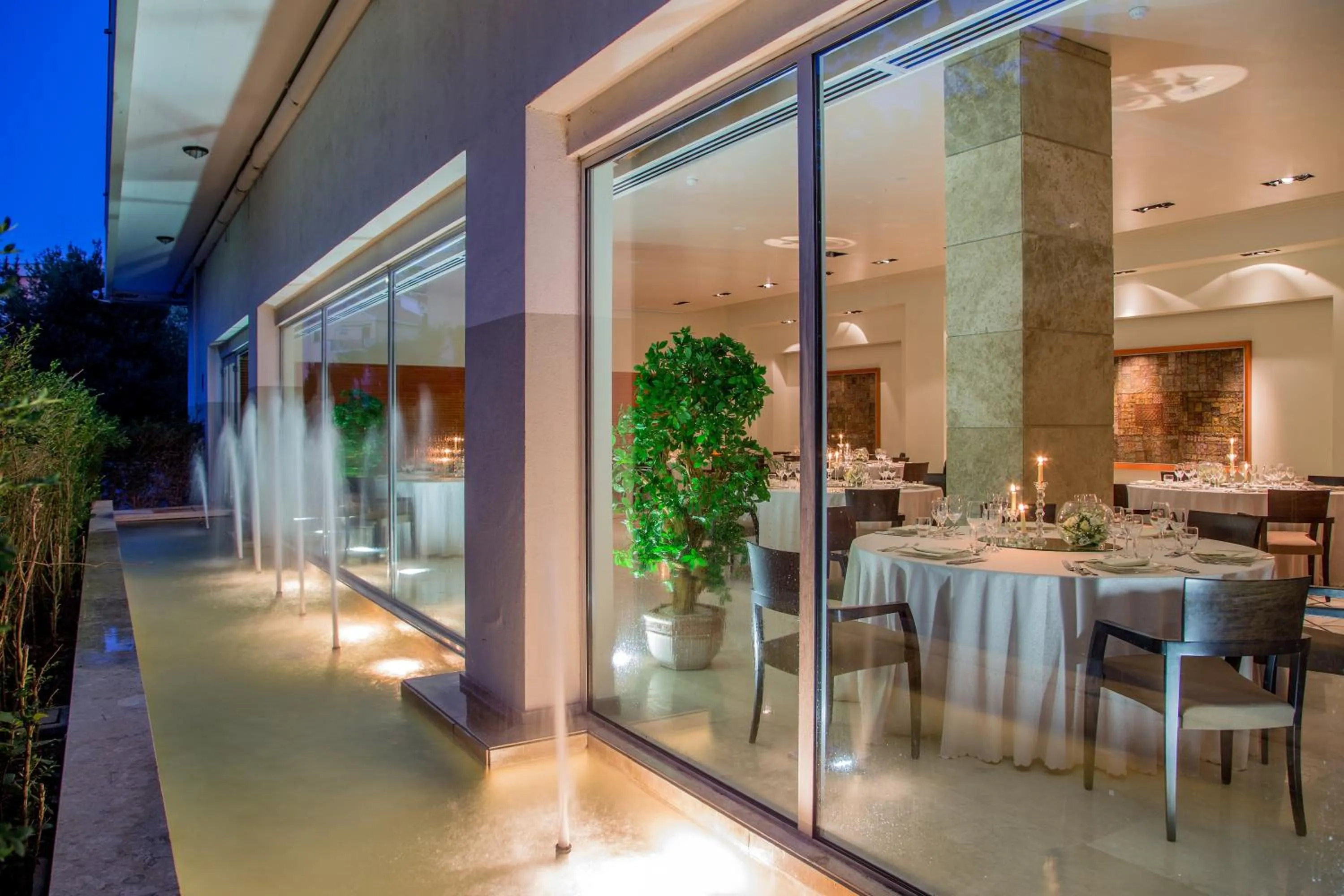Restaurant/places to eat in Enea Hotel Pomezia