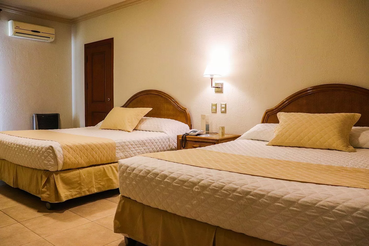 Bedroom, Bed in Hotel Los Parrales