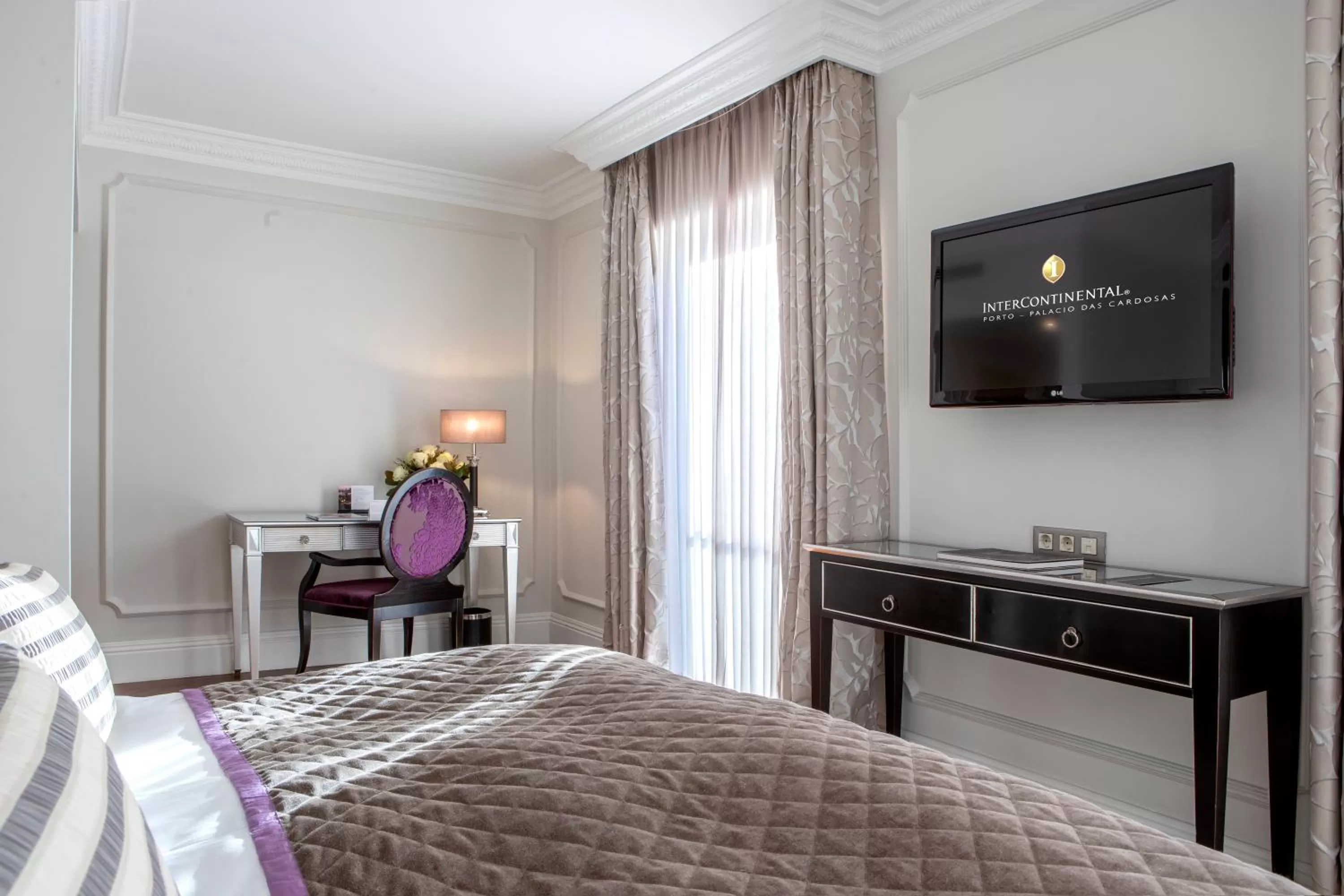 Photo of the whole room, Bed in InterContinental Porto - Palacio das Cardosas by IHG