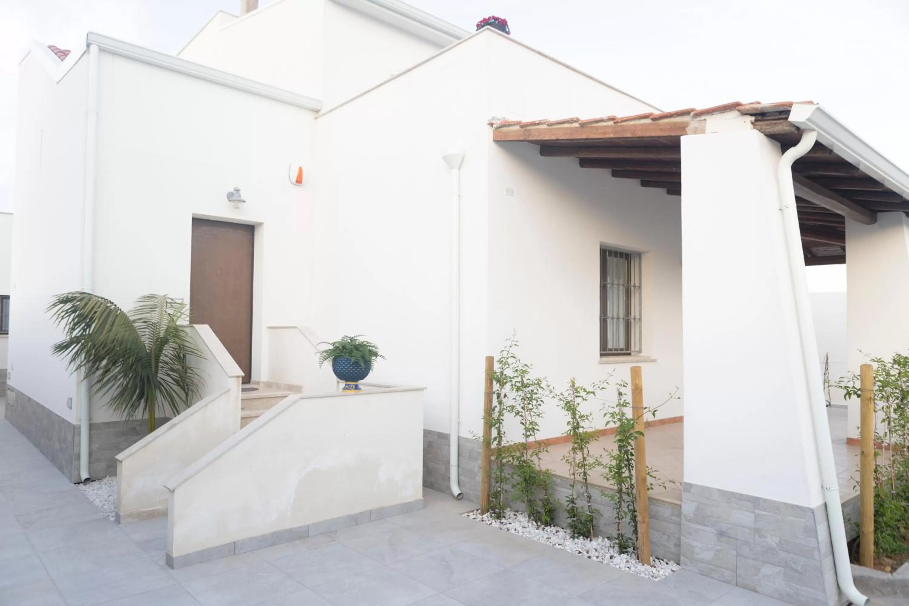 Property Building in MrBrown - Cinzia Resort Beach