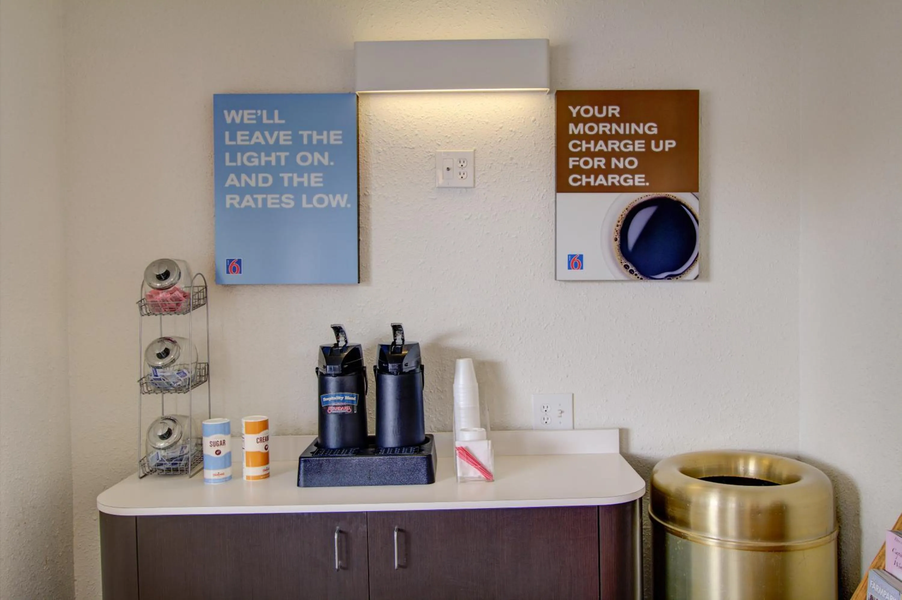 Lobby or reception in Motel 6-Richfield, OH