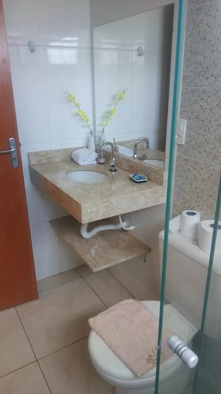 Bathroom in Pousada Manna