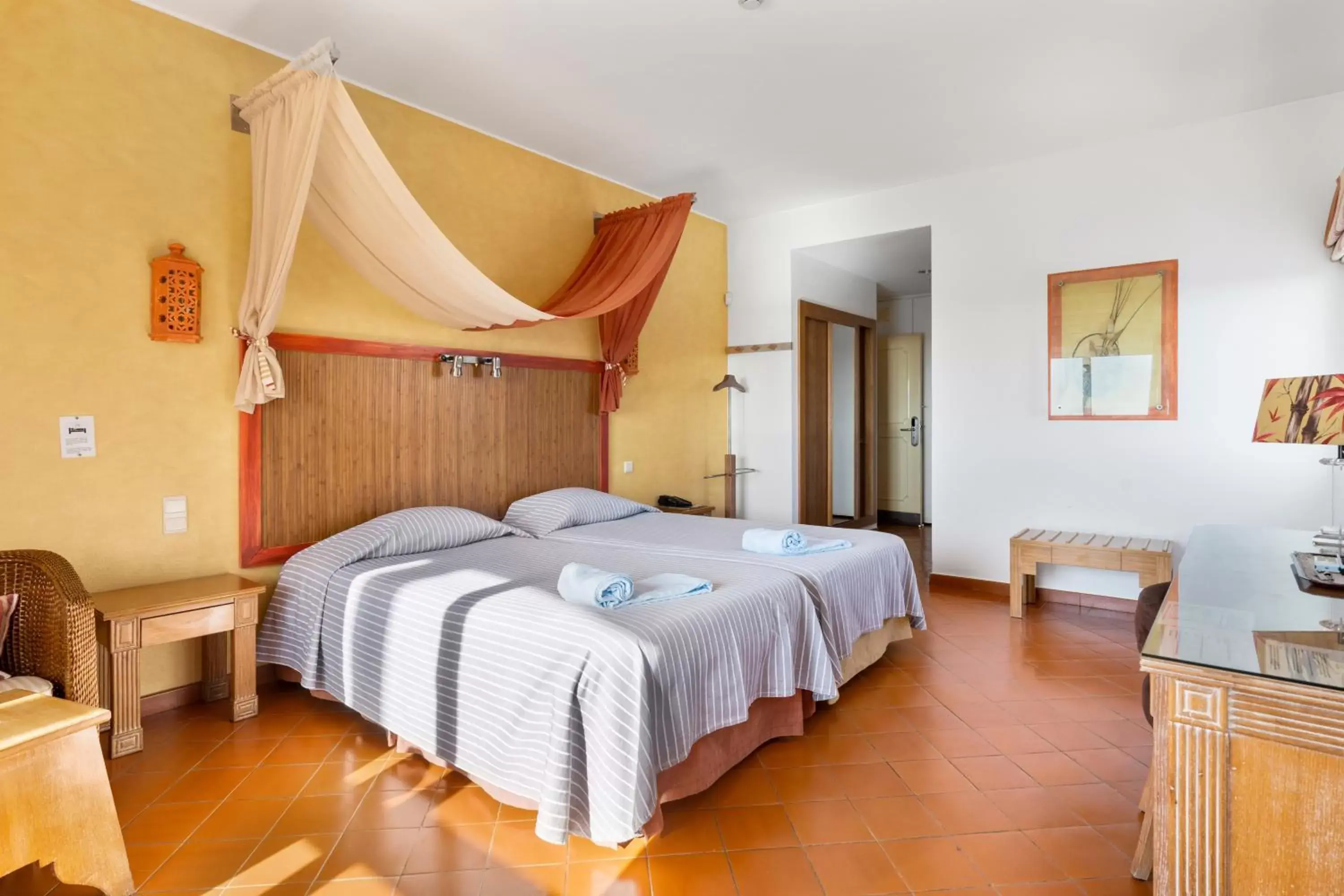 Large Single Room - single occupancy in Cerro Da Marina Hotel - Adults Only Large Single Room - single occupancy in Cerro Da Marina Hotel - Adults Only