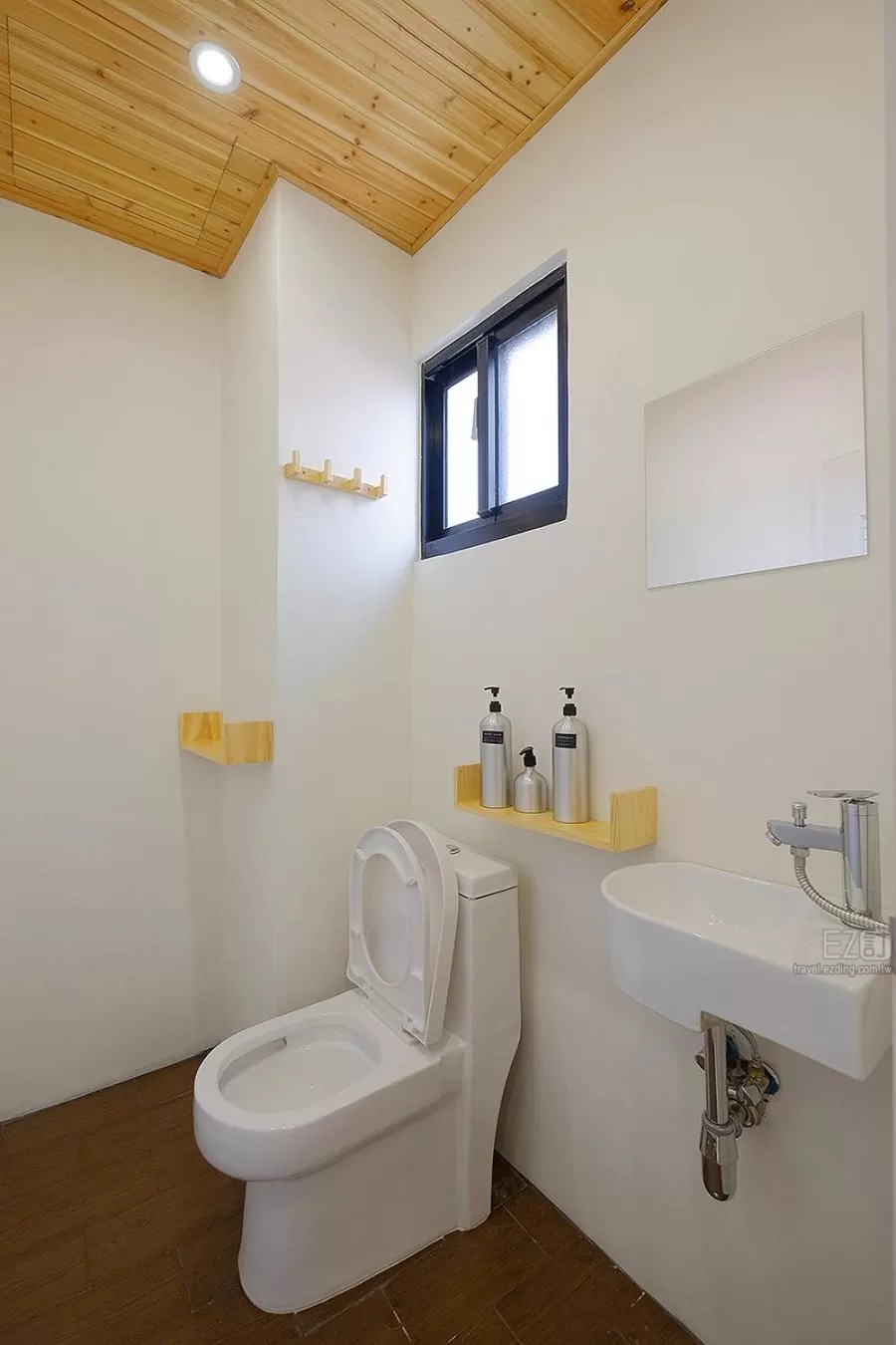 On site in Baker Street London Style Inn