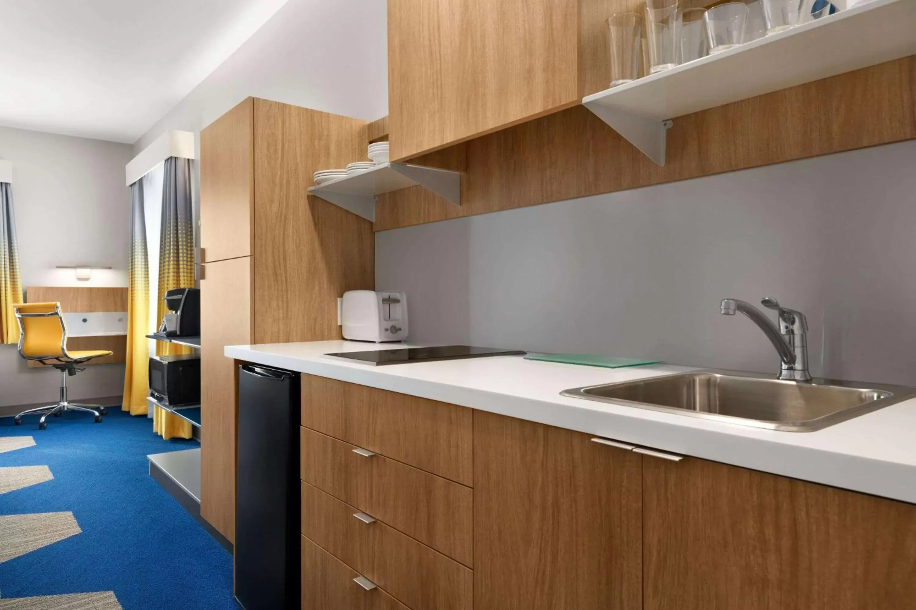 Studio with Two Queen Beds - Non-Smoking in Microtel Inn Suites by Wyndham Lac-Megantic Studio with Two Queen Beds - Non-Smoking in Microtel Inn Suites by Wyndham Lac-Megantic