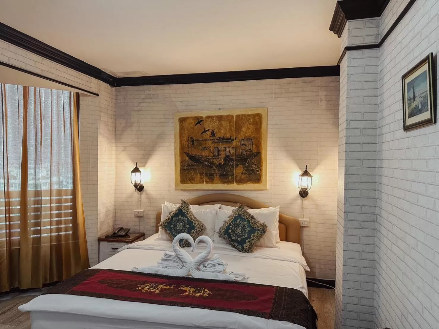 Bed in Hotel De Khuvieng