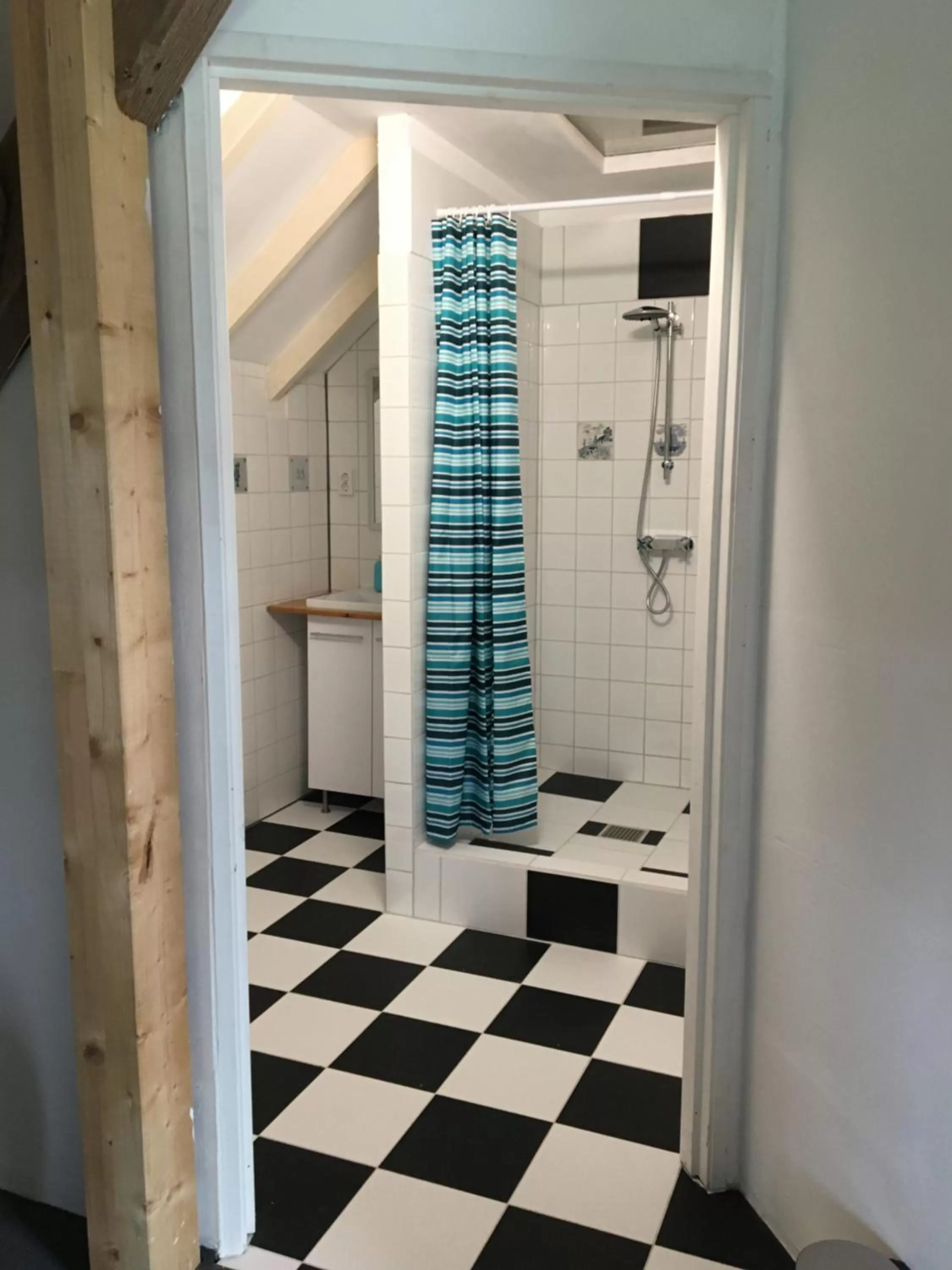 Bathroom in Nergena Zimmer Frei