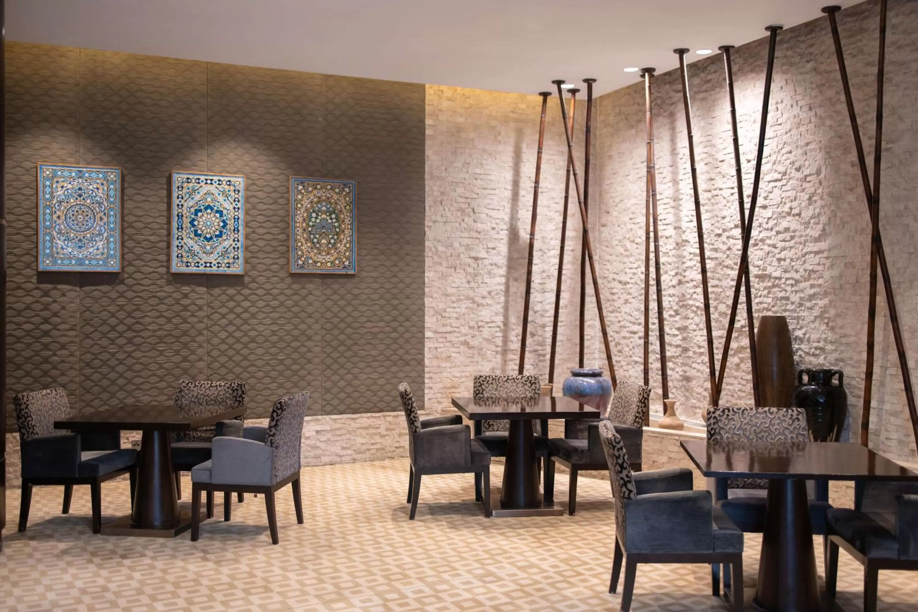 Lounge or bar in Hyatt Regency Dushanbe