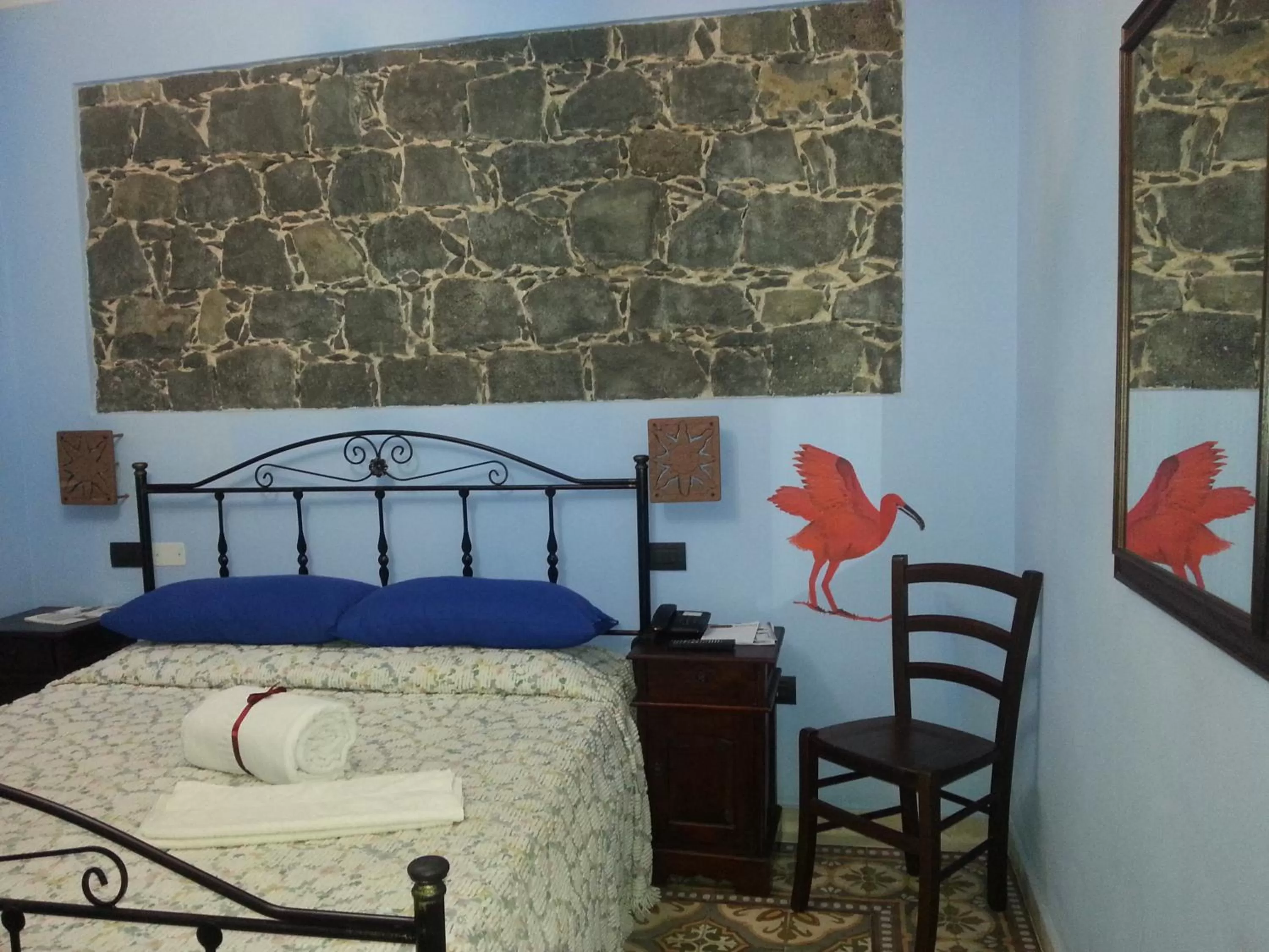 Decorative detail, Bed in La Corte di Lucina