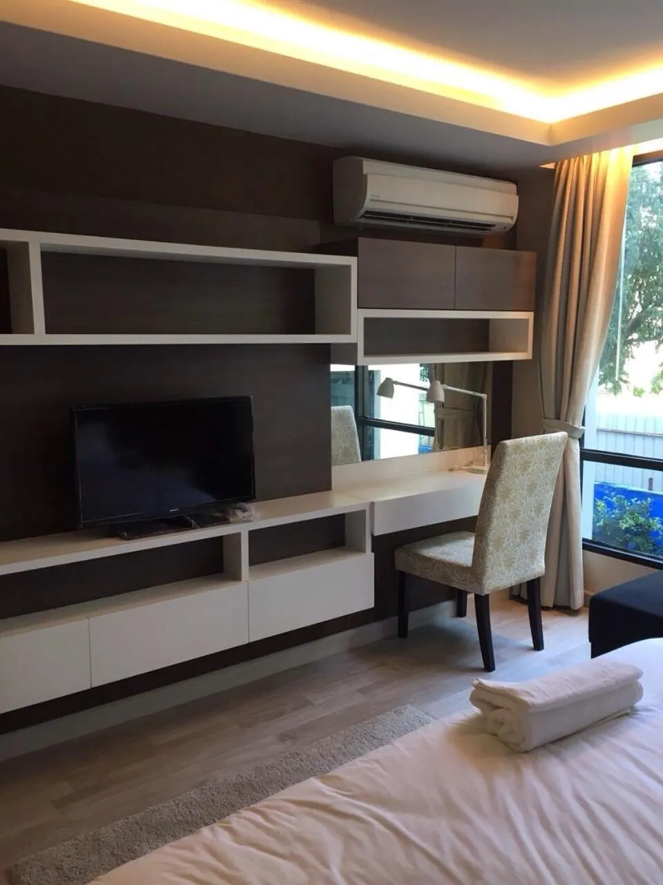 TV and multimedia, Bed in Avatar Suites Hotel - SHA Extra Plus