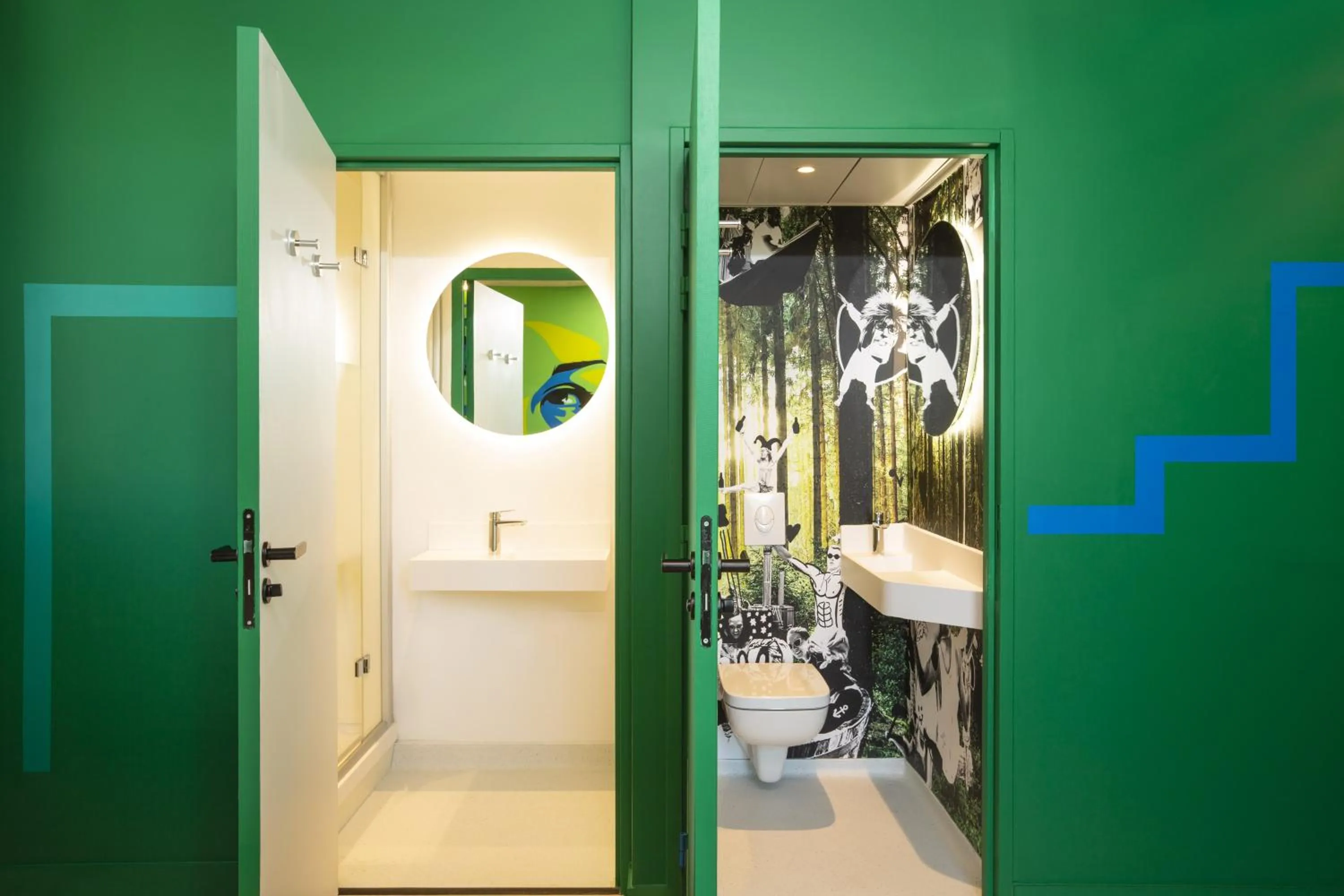 Shower in JO&JOE Paris Gentilly - Auberge de Jeunesse