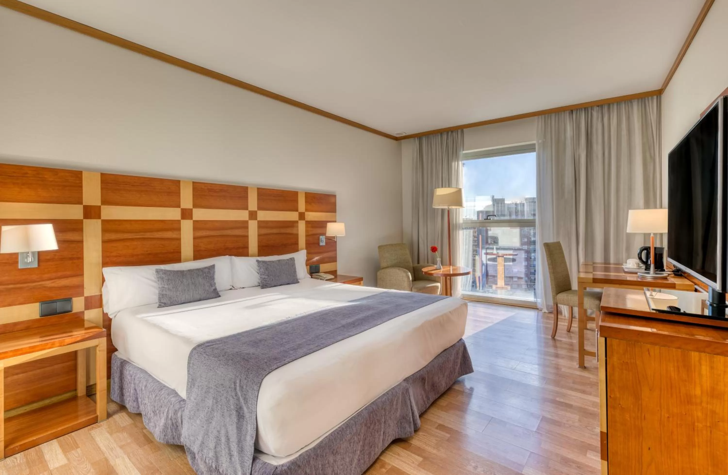 View (from property/room), Bed in Senator Parque Central