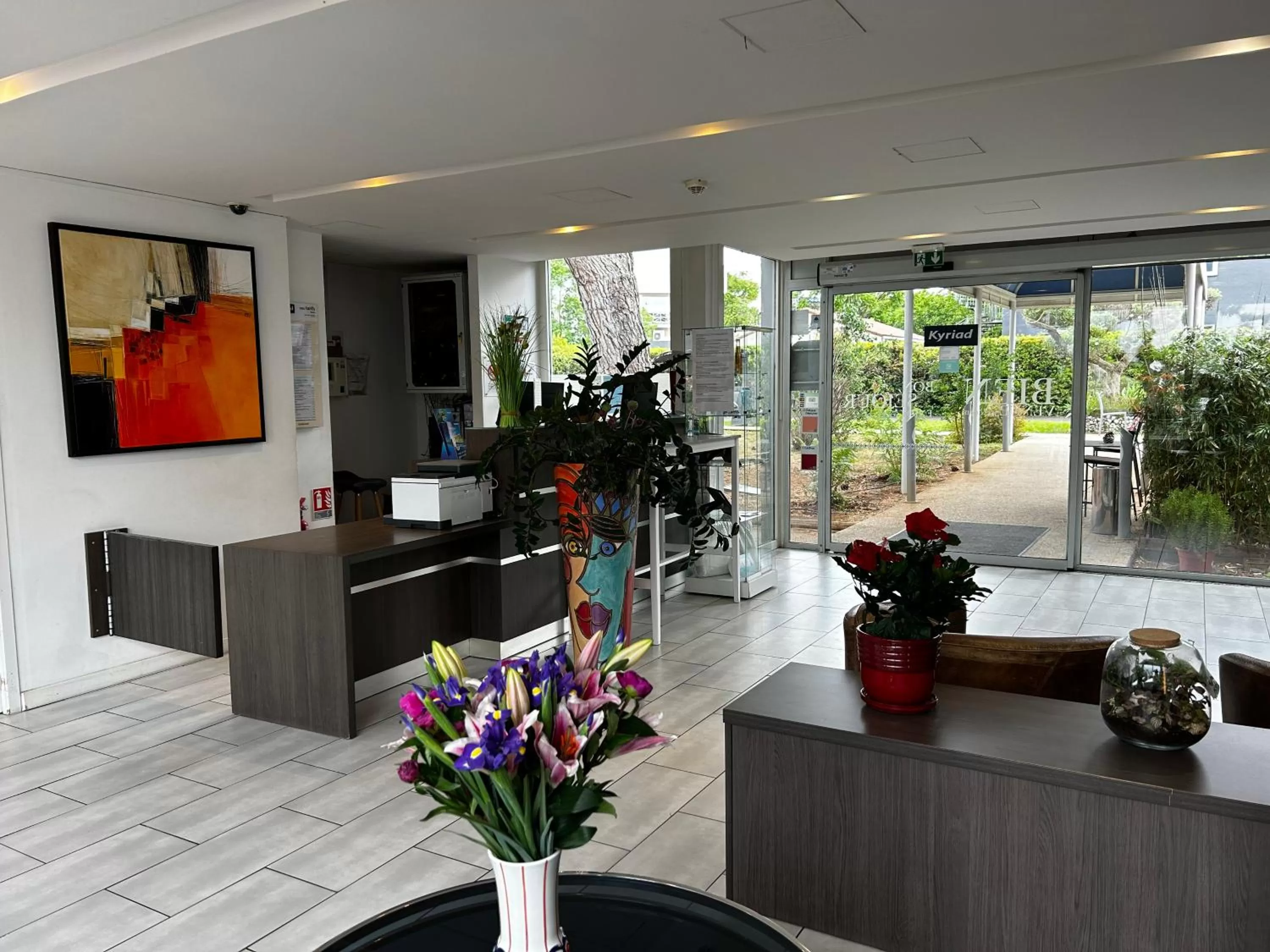 Property building in Kyriad Montpellier Aéroport - Gare Sud de France