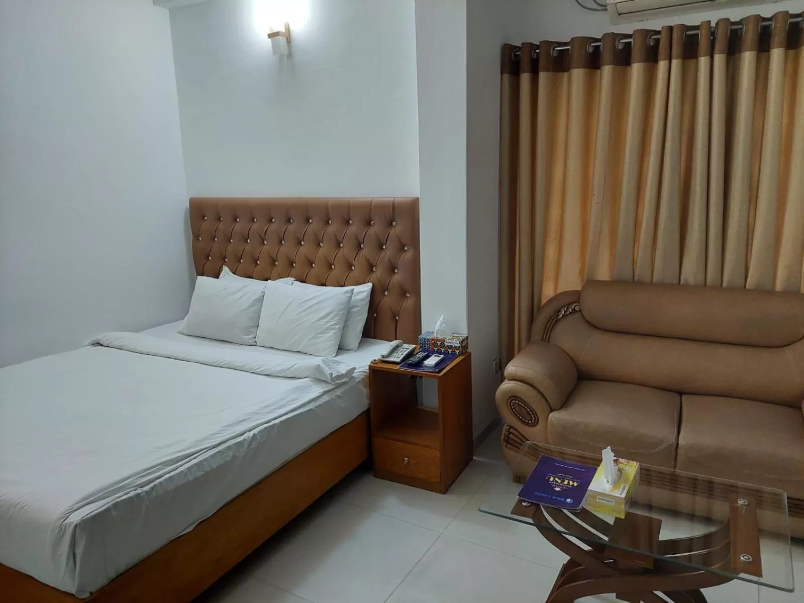 Bedroom, Bed in Hotel Blue Castle