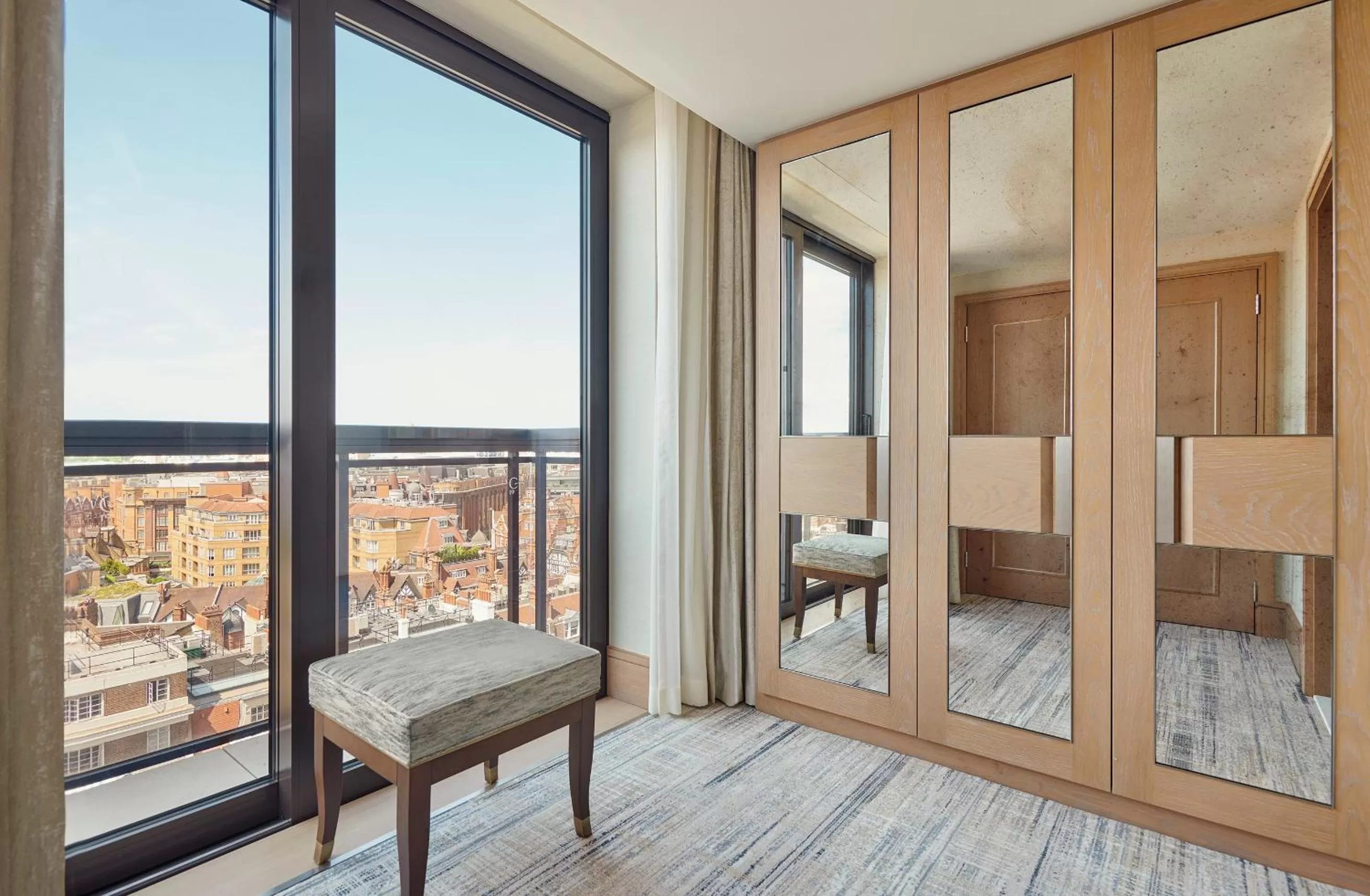 wardrobe in Jumeirah Carlton Tower London