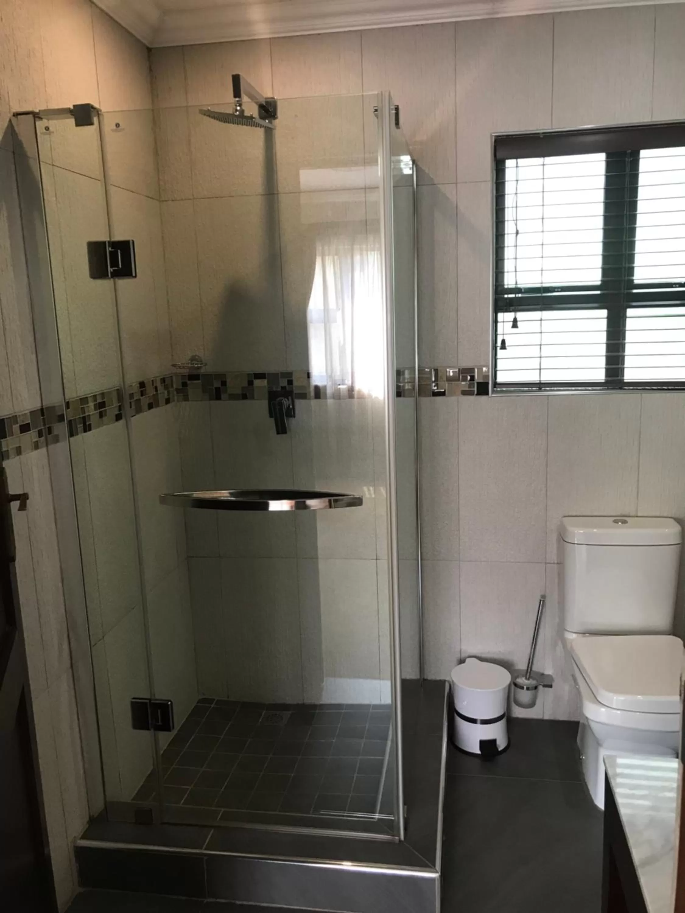 Shower in Ebandla Hotel & Conference Centre