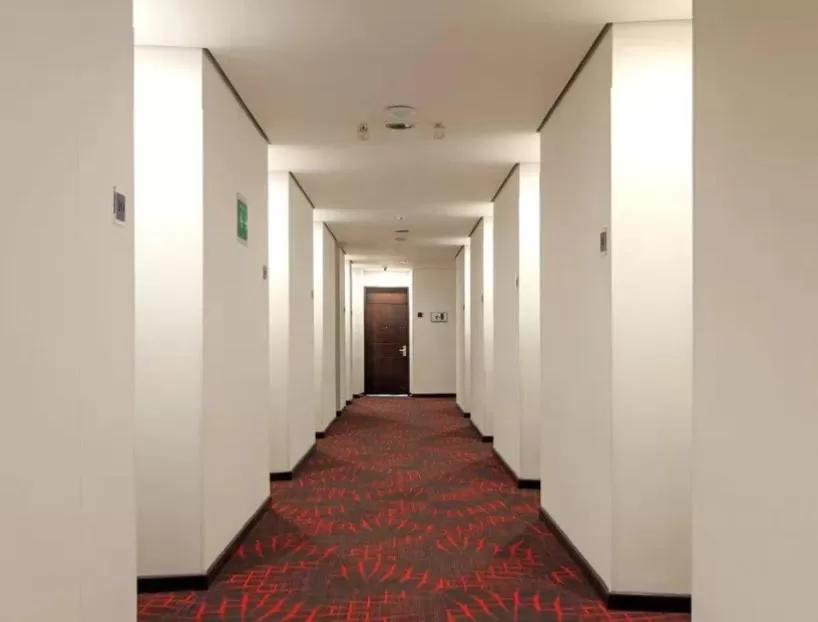 Property building in Best Western Plus Hotel Sandiego