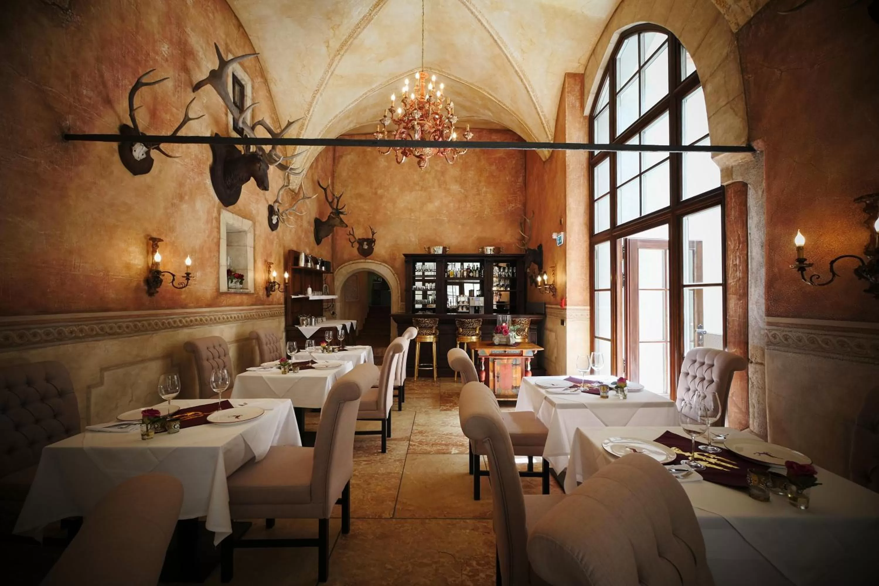 Restaurant/places to eat in Schloss Matzen