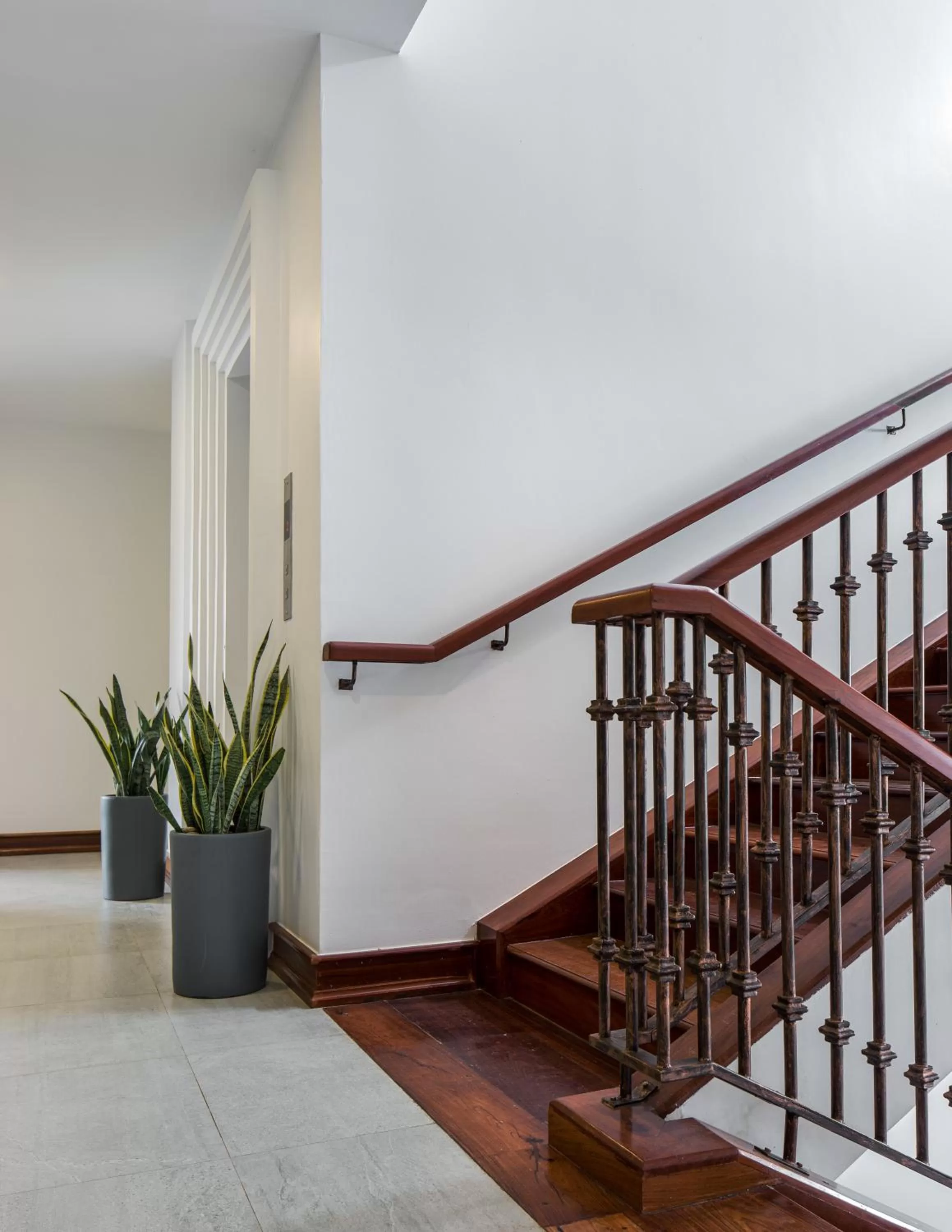 Facade/entrance in Homewood Hotel