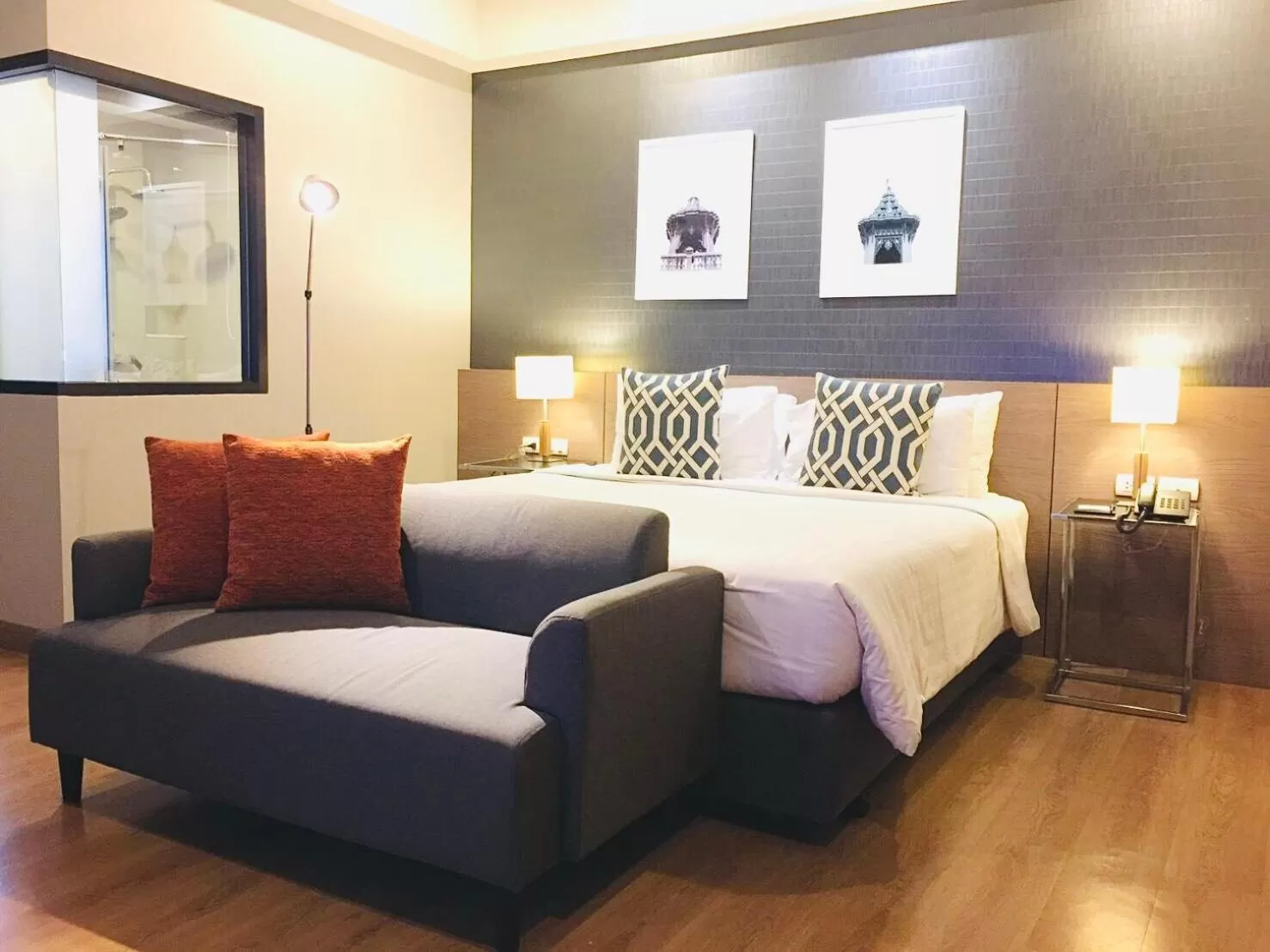 Bed in Alt Hotel Nana by UHG