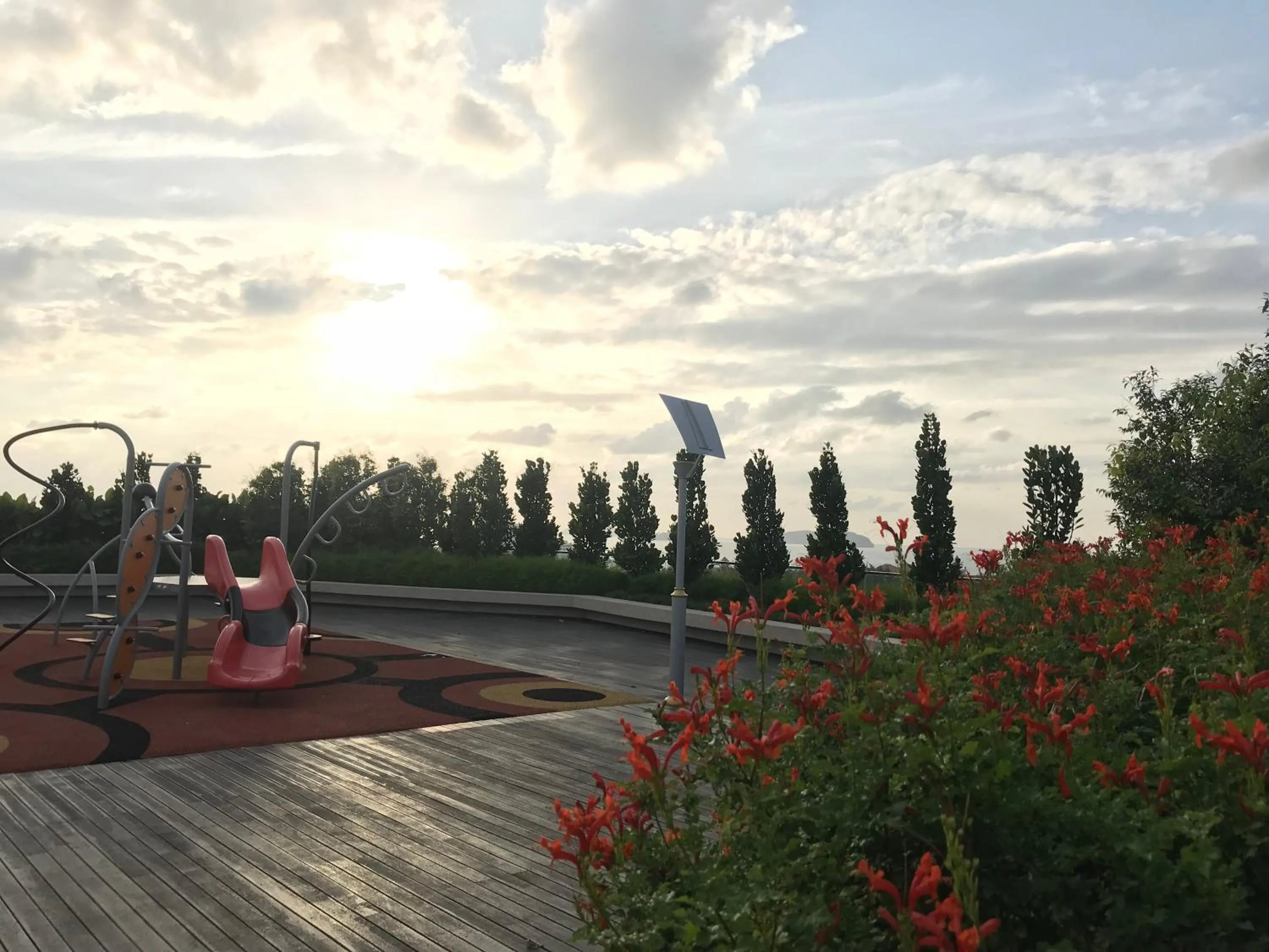 Children play ground in Sunset Seaview Vacation Condos @ Infinity Avenue