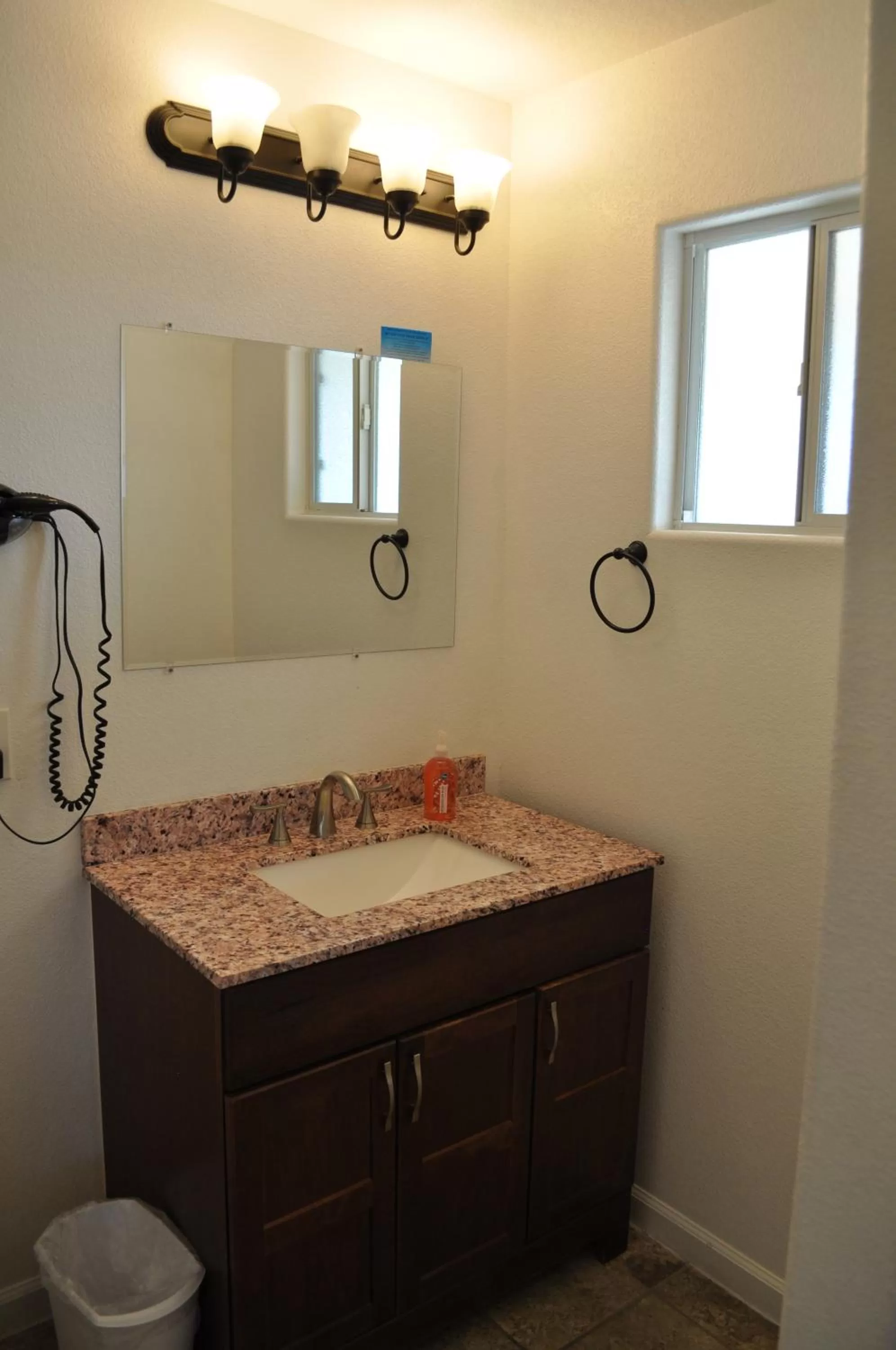 Bathroom in K7 Bed and Breakfast